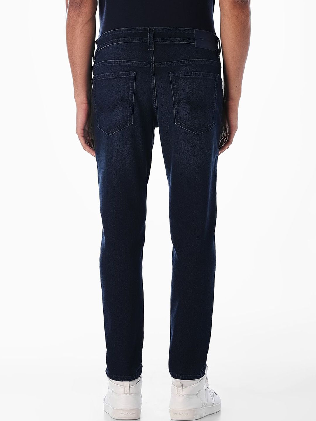 Slim Fit Mid-Rise Light Fade Stretchable Jeans
