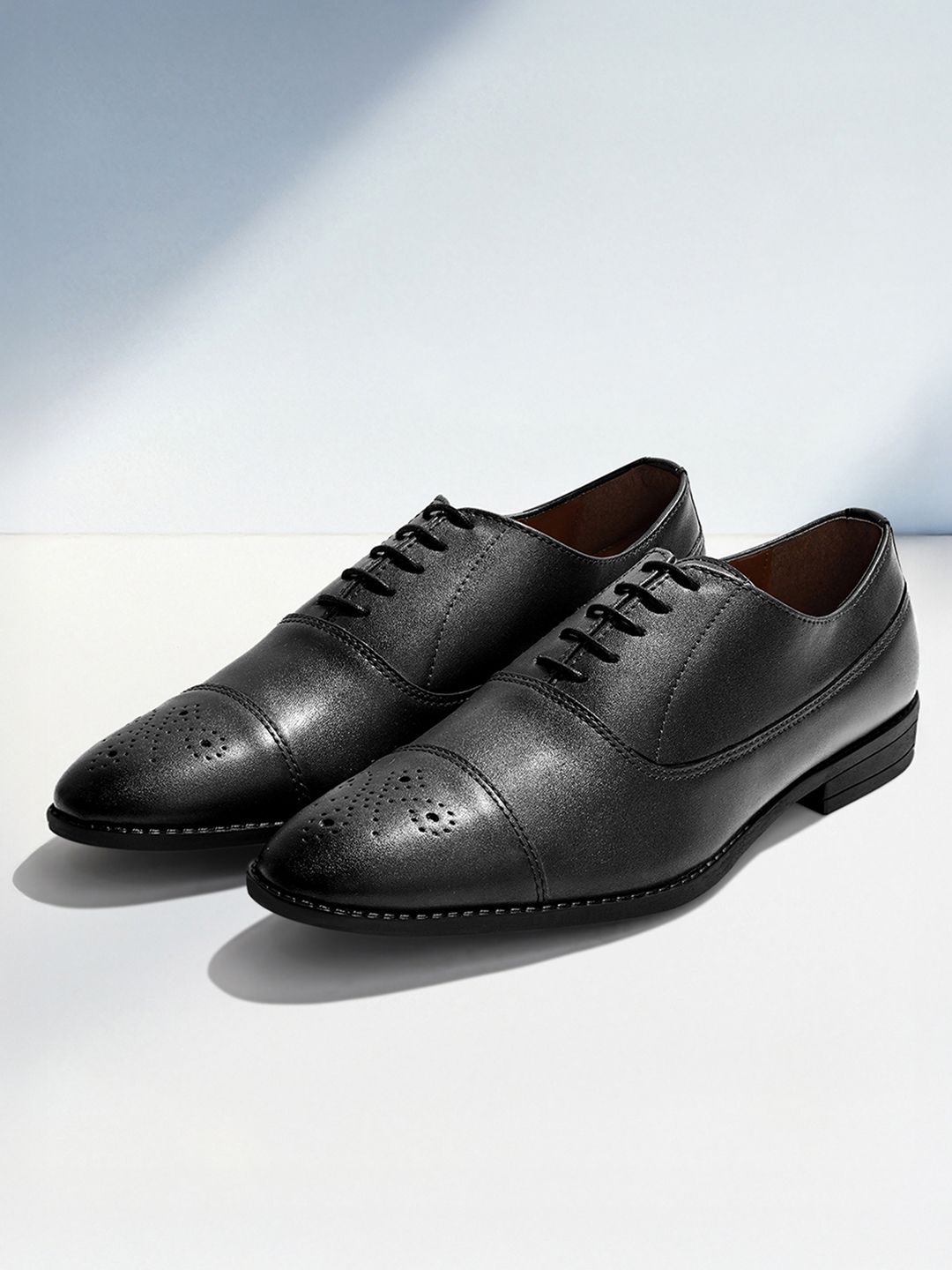 LOUIS STITCH Men Jet Black Formal Lace Up Derby Shoes