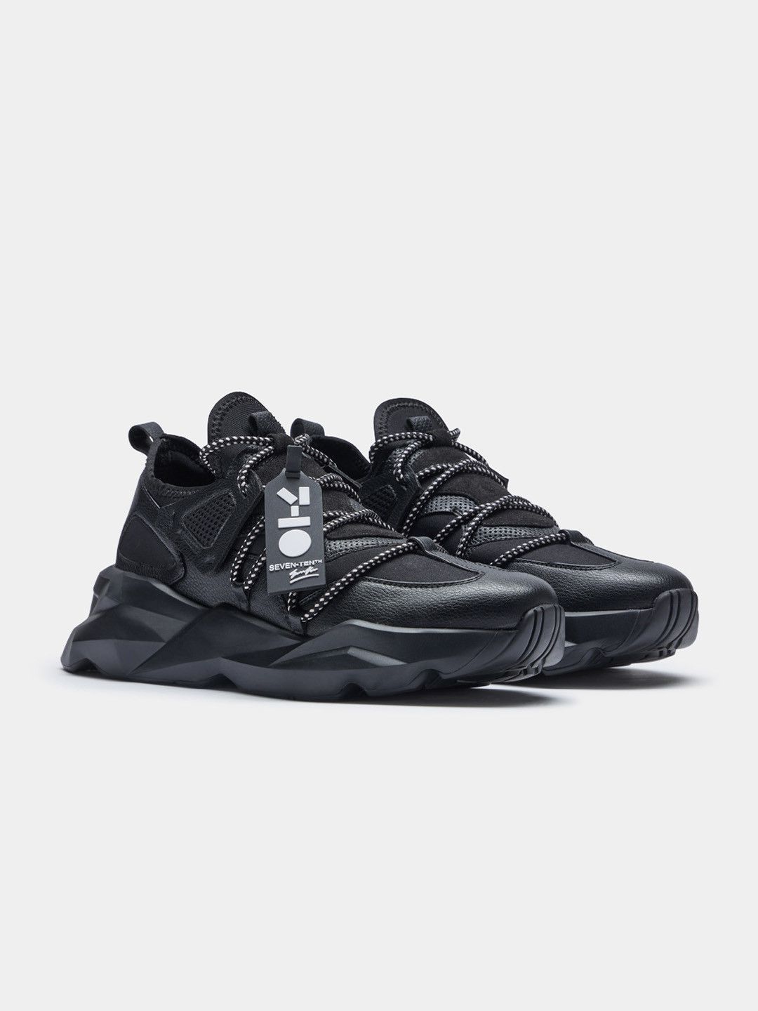 7-10 7-10 Men Textured Lace Up Sneakers
