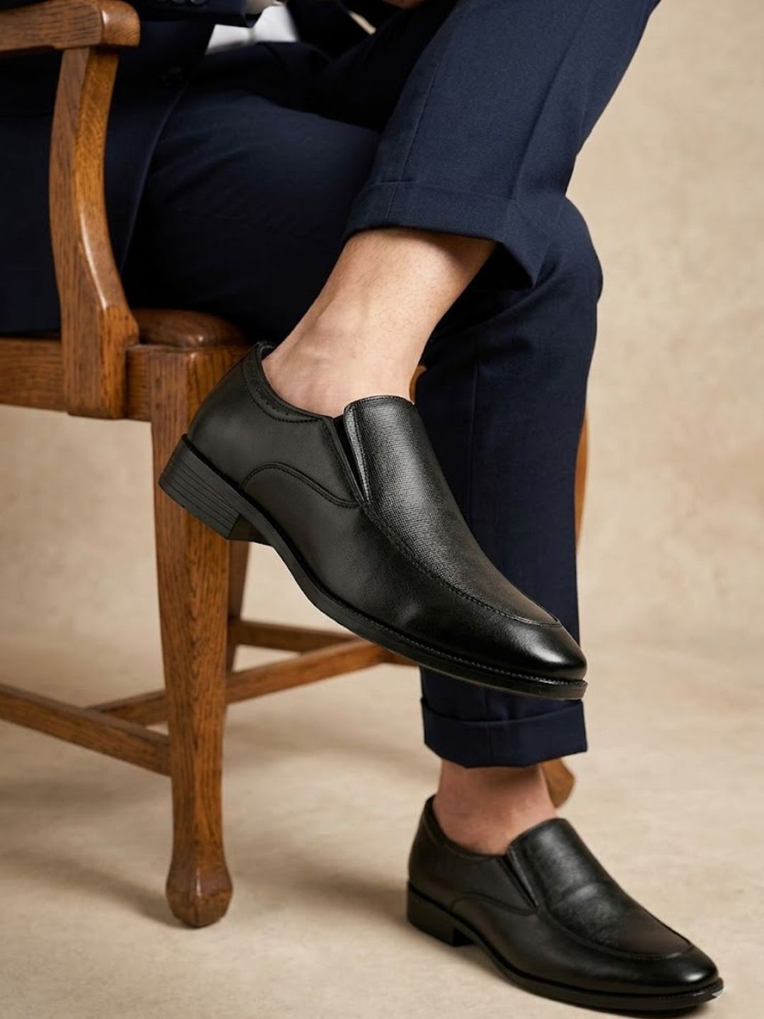 HERE&NOW Men Round Toe Slip-On Shoes Formal Shoes