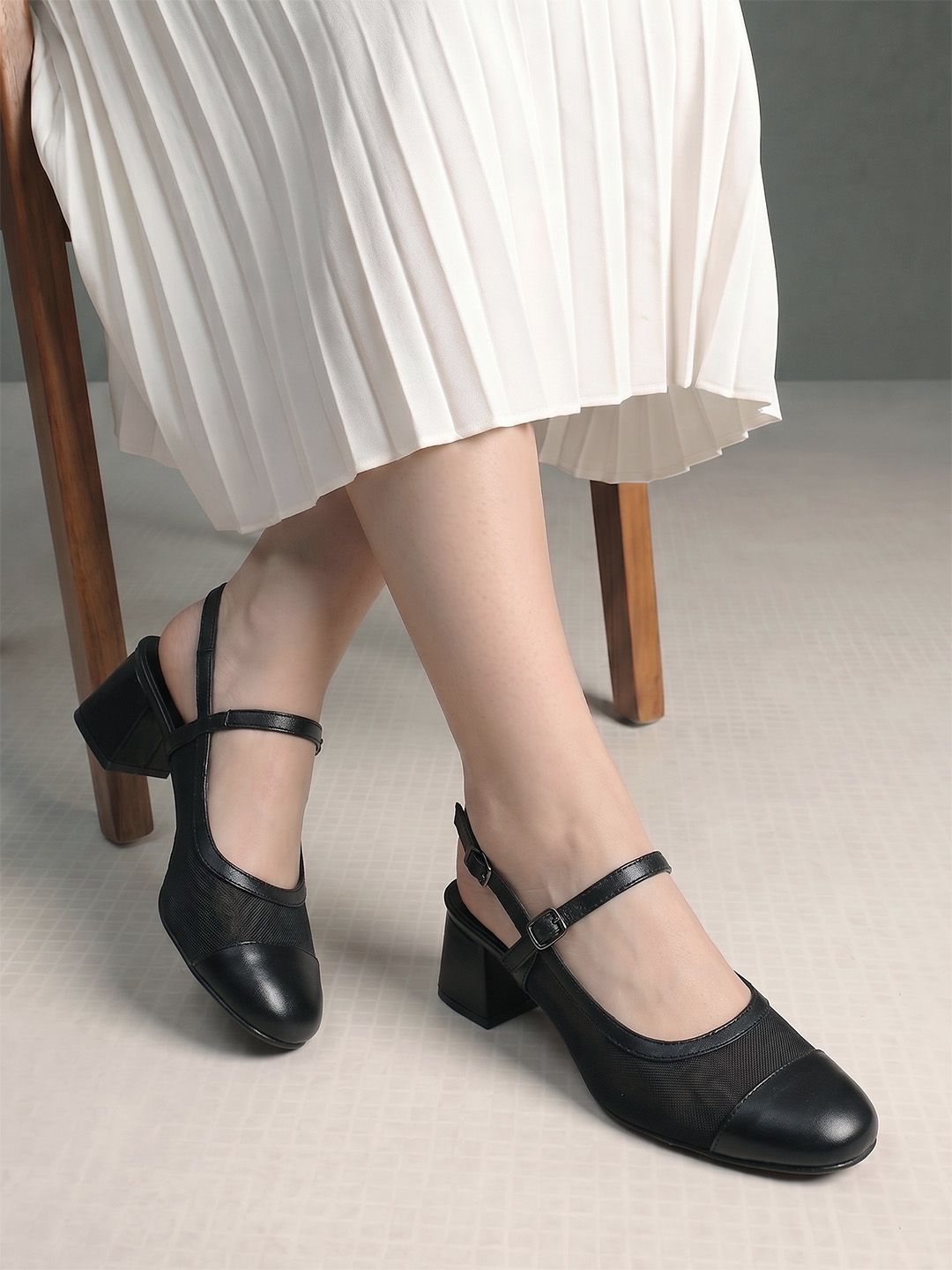 Kenneth Cole Kenneth Cole Leather Block Heeled Mules