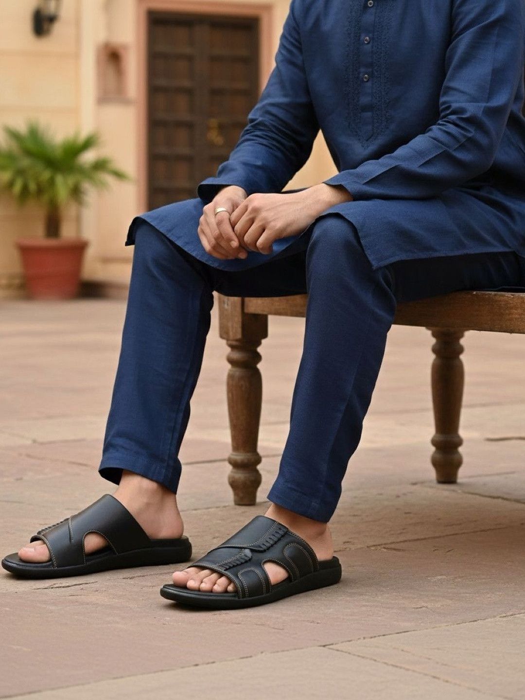 Unisoft Men Slip-On