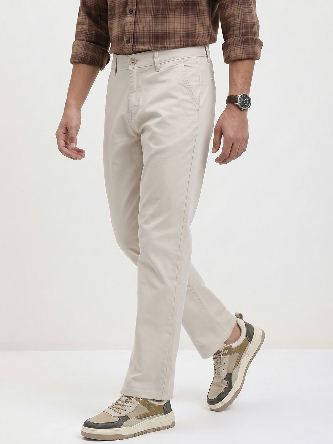 The Roadster Lifestyle Co Men Relaxed Fit Trouser