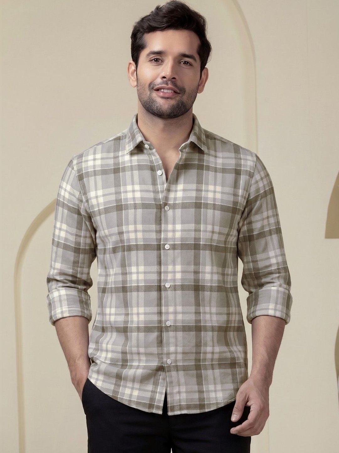 CHARLOTTE GRACIOUS Men Comfort Slim Fit Checked Casual Shirt