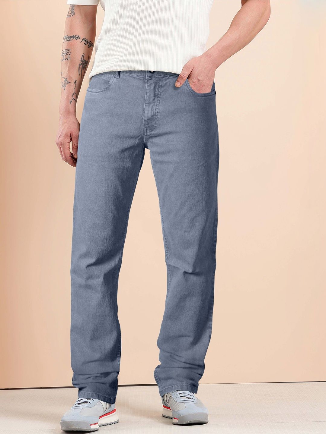 Jb Just BLACK Men Relaxed Fit Mid-Rise Light Fade Stretchable Jeans