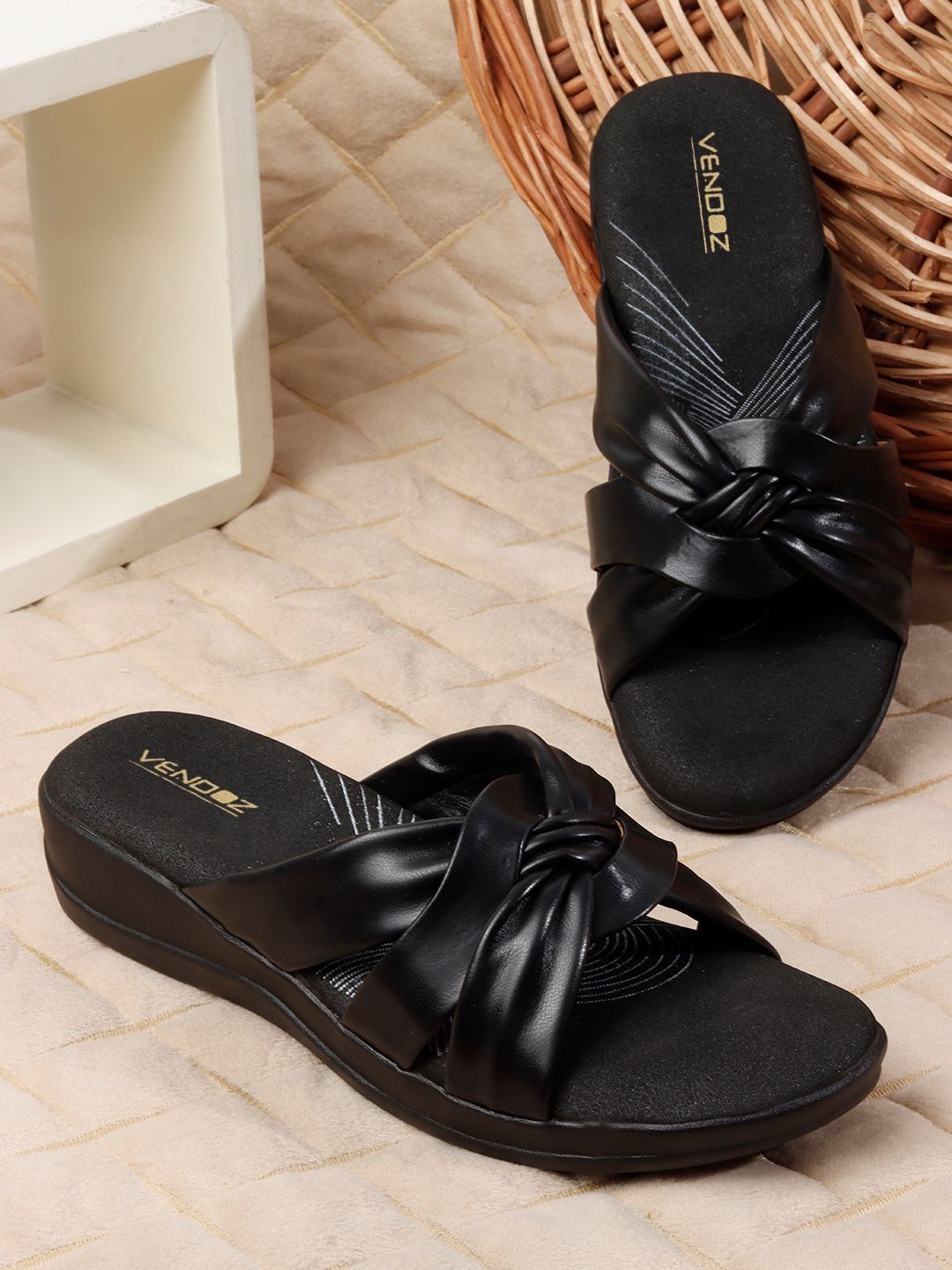 VENDOZ Women Open Toe Flats