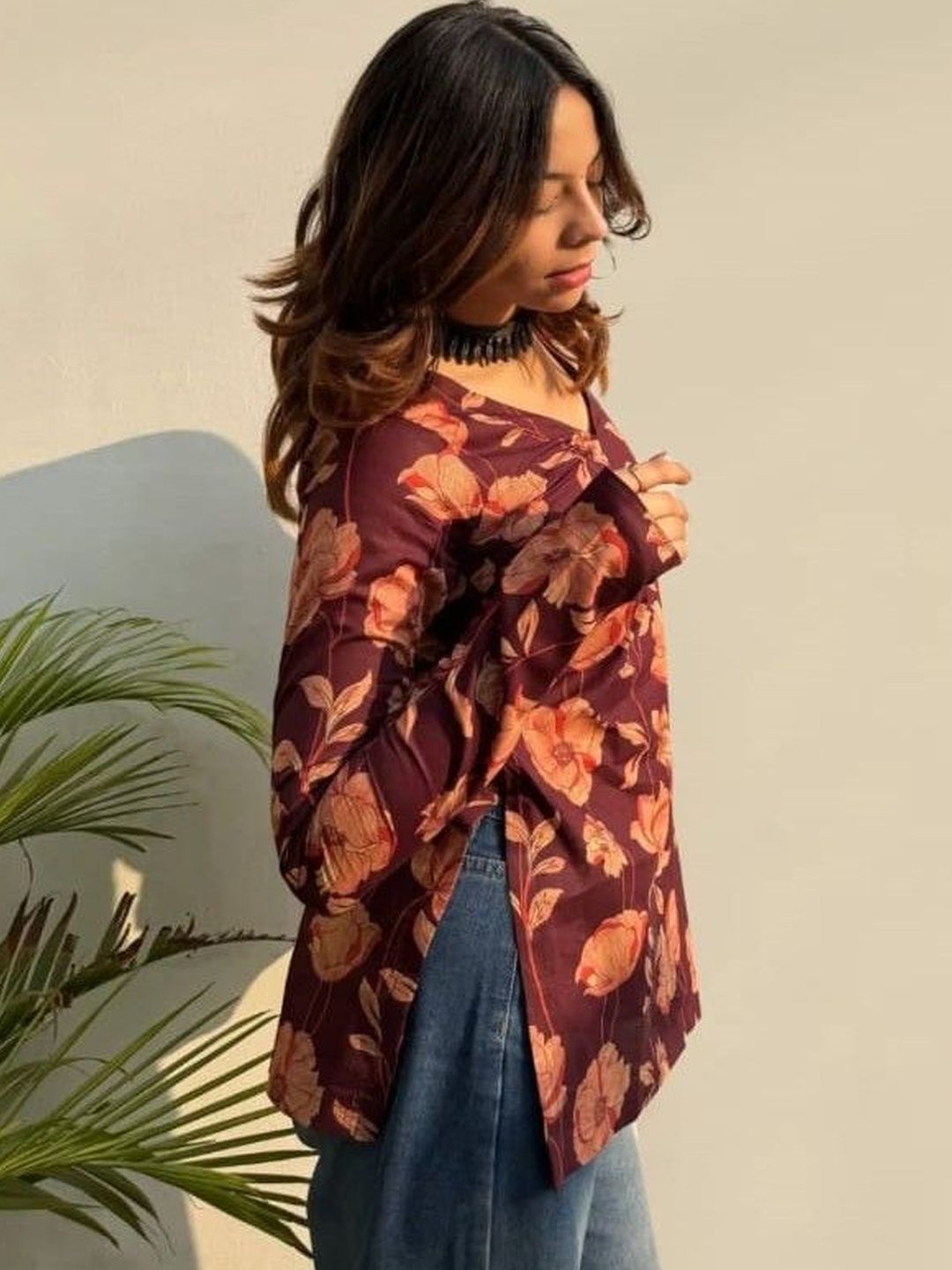 Bhawana Fashion Floral Printed V-Neck Kurti