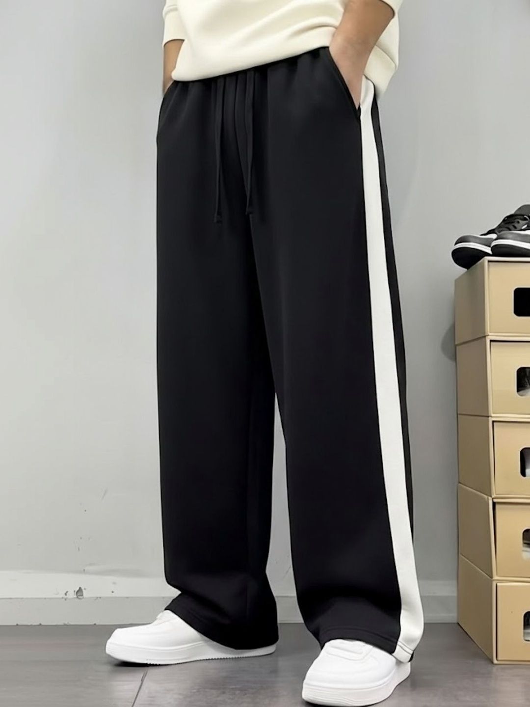 dockstreet Men Relaxed Fit Training Track Pants