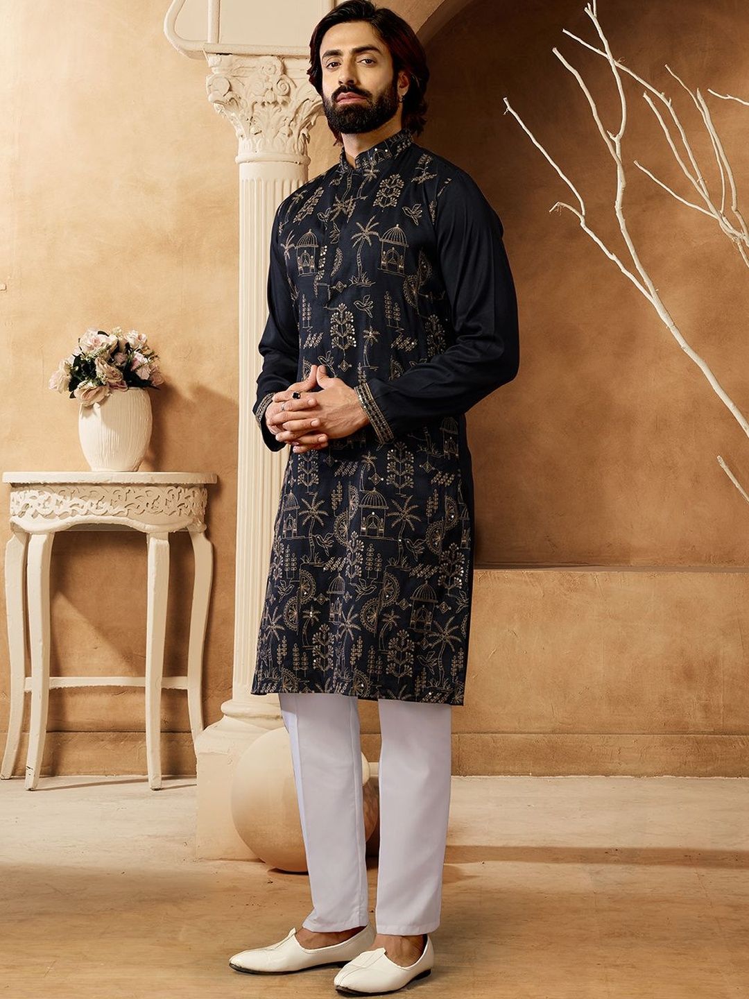 House of Pataudi Embroidered Cotton Mandarin Collar Knee Length Straight Kurtas