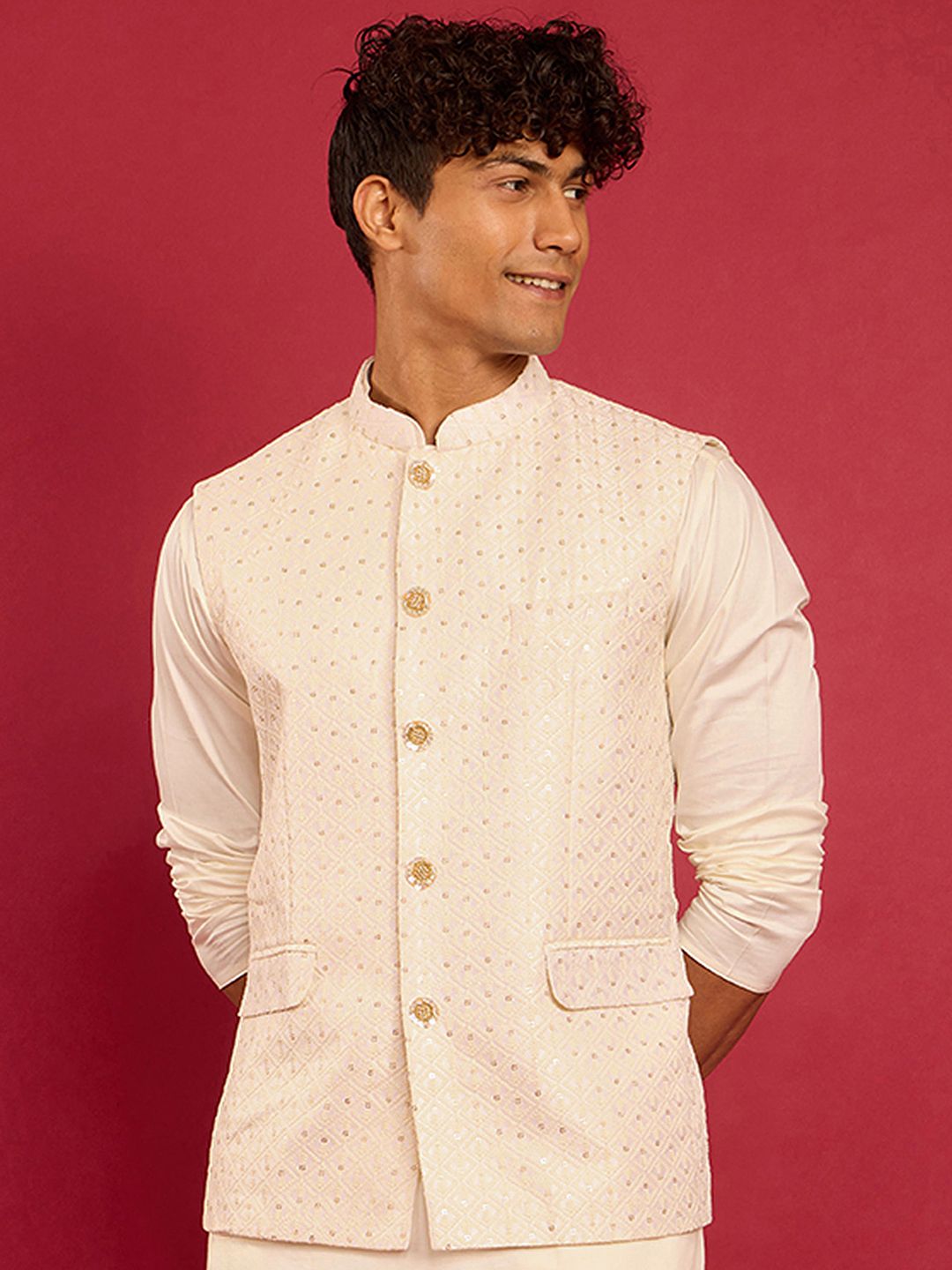 VASTRAMAY Men Embroidered Nehru Jacket