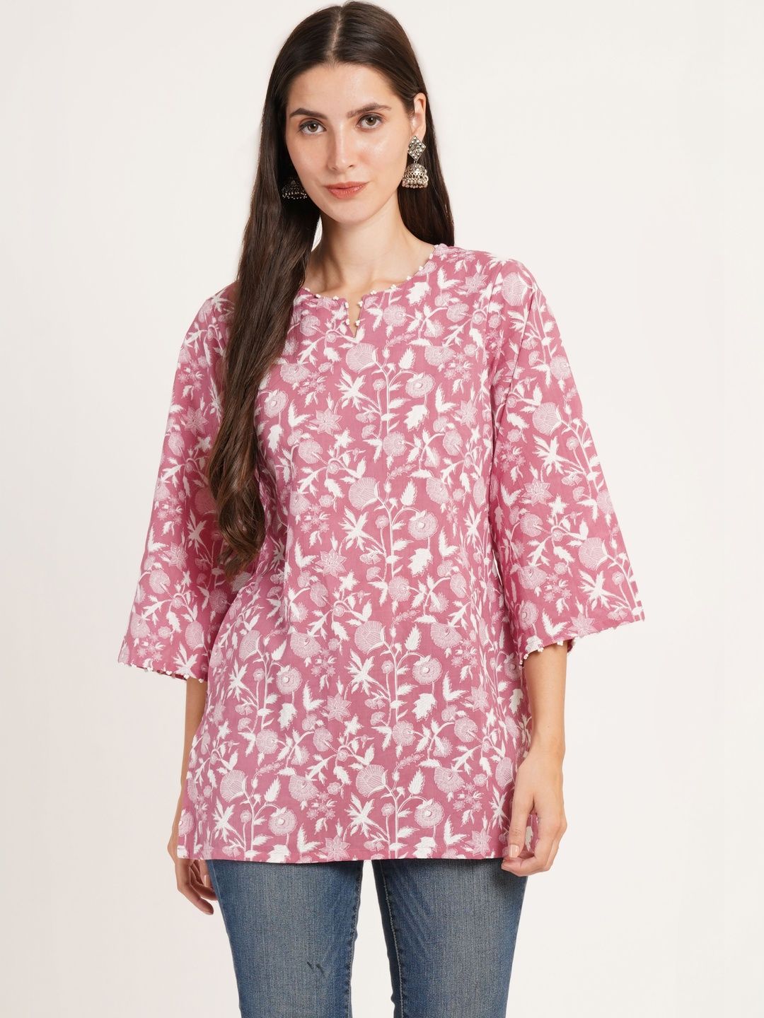 Sangria Floral Printed Pure Cotton Round Neck Straight Kurti