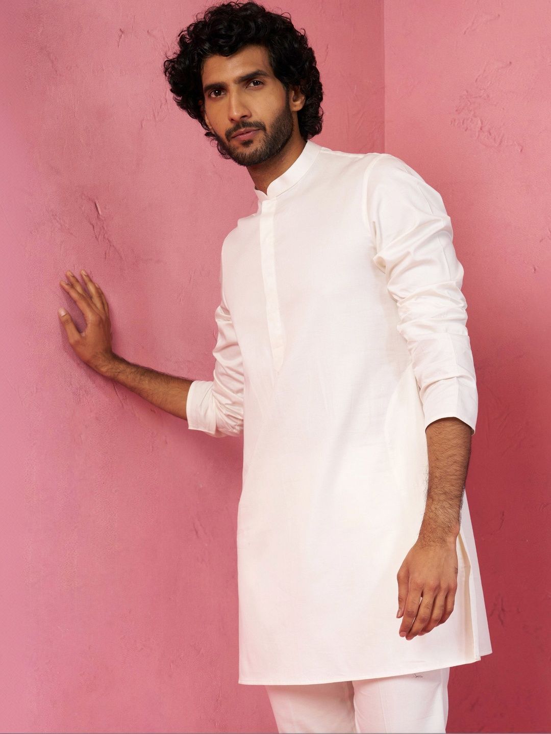 VASTRAMAY Men Satin Kurta
