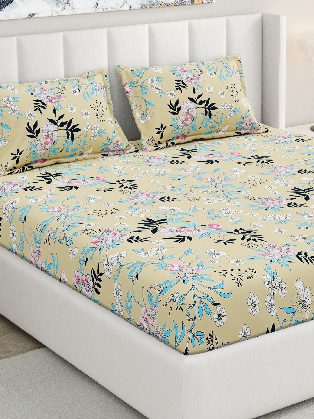 RIVERMOOR Cream-Coloured Floral 200 TC Bedsheet with 2 Pillow Covers