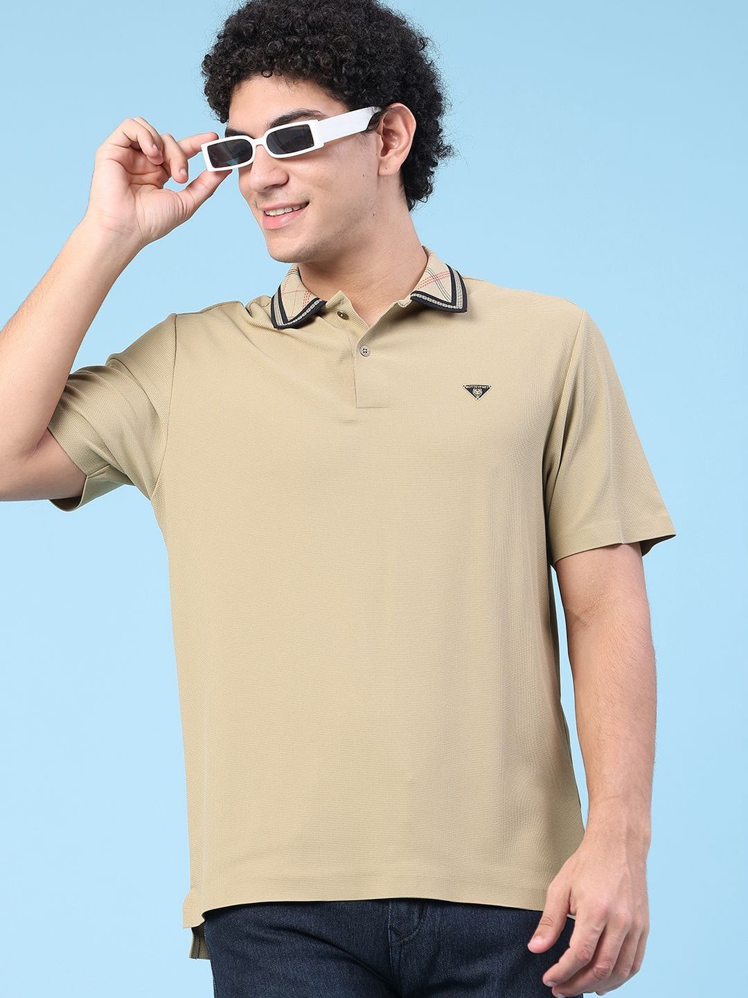 LIMEROAD Men Polo Collar T-shirt