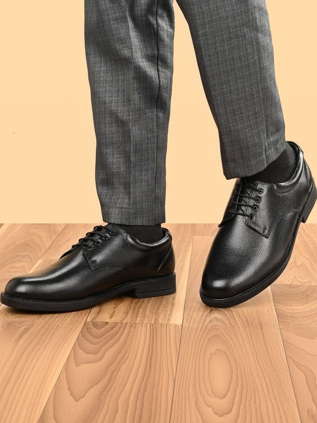 House of Pataudi Men Textured Leather Round Toe Lace-Ups Derbys Formal Shoes