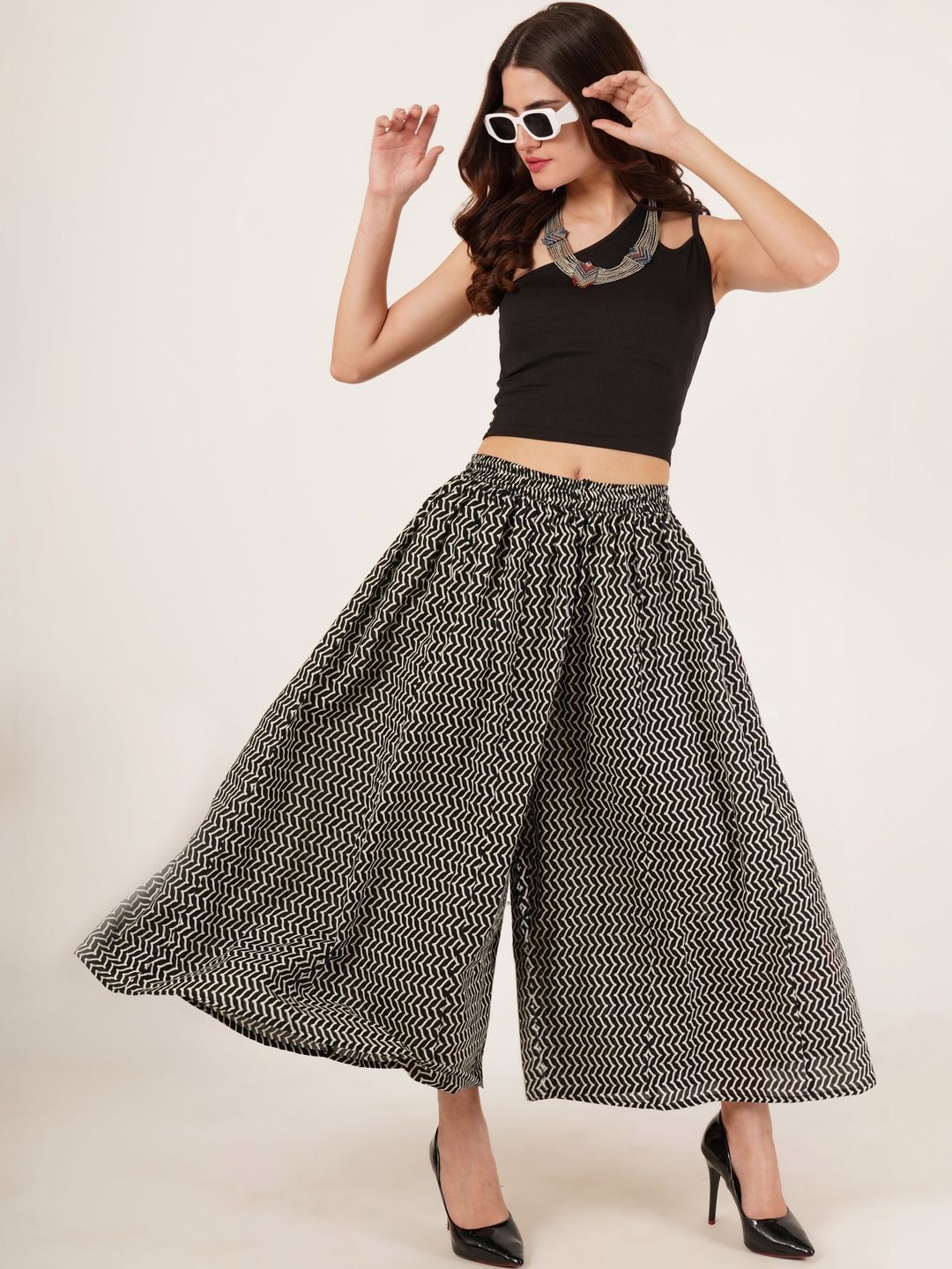 Sangria Printed Flared Cropped Palazzos