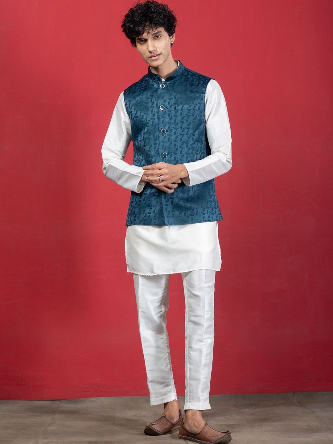 EKYAA Woven Design Mandarin Collar Nehru Jackets