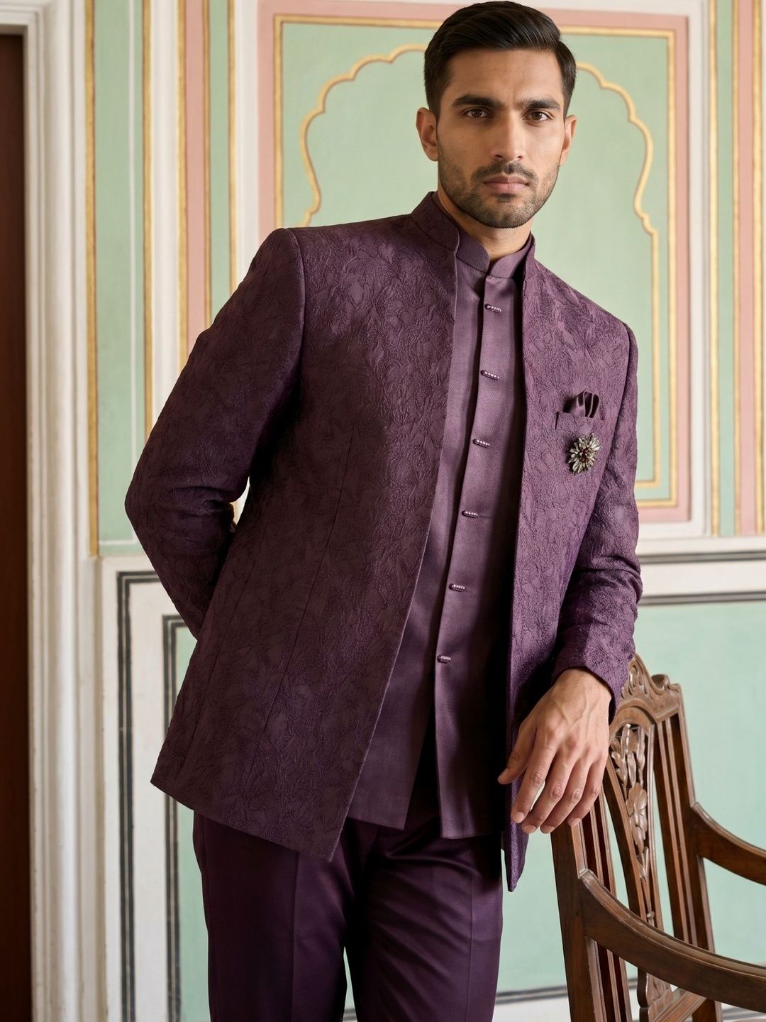 Jompers Embroidered Mandarin Collar Sherwani