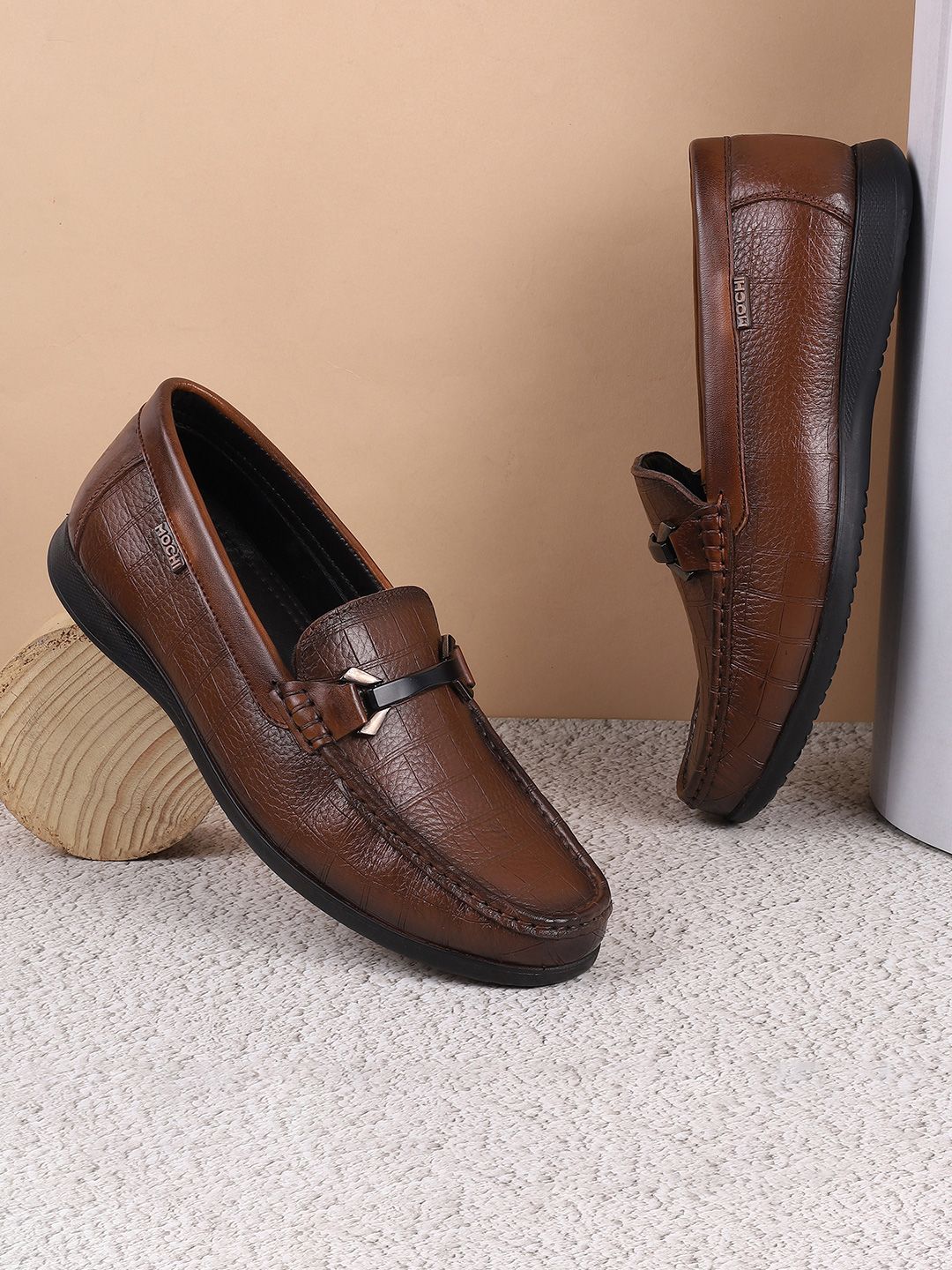 Men Textured Formal Loafers Mochi Men Textured Leather Formal Loafers