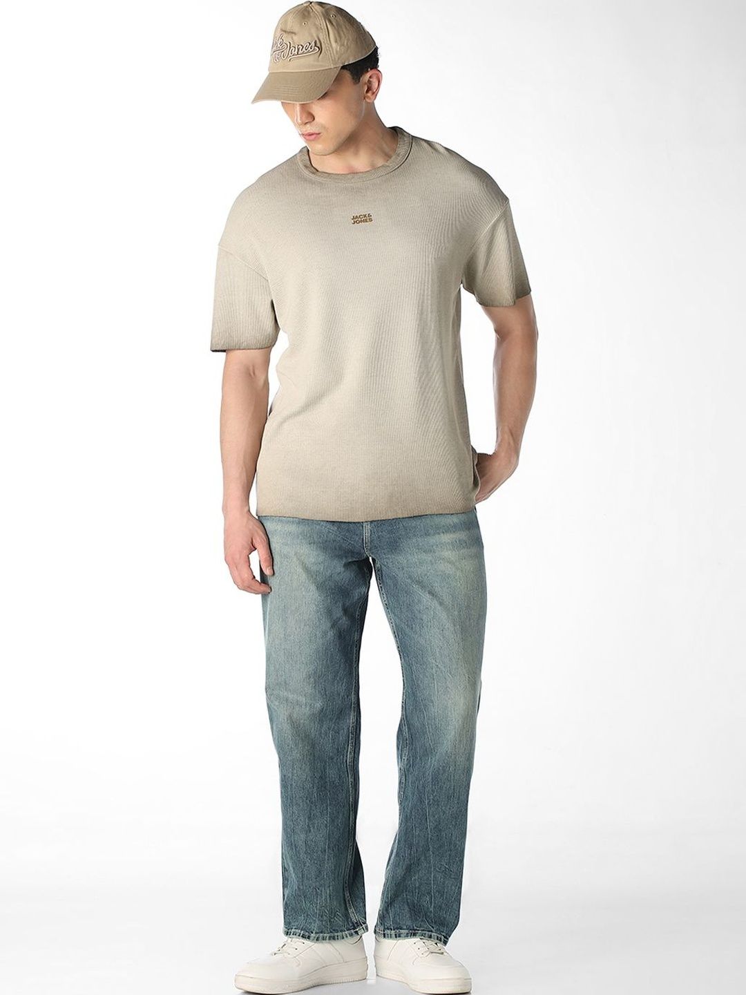 Wide Leg Low-Rise Light Fade Jeans
