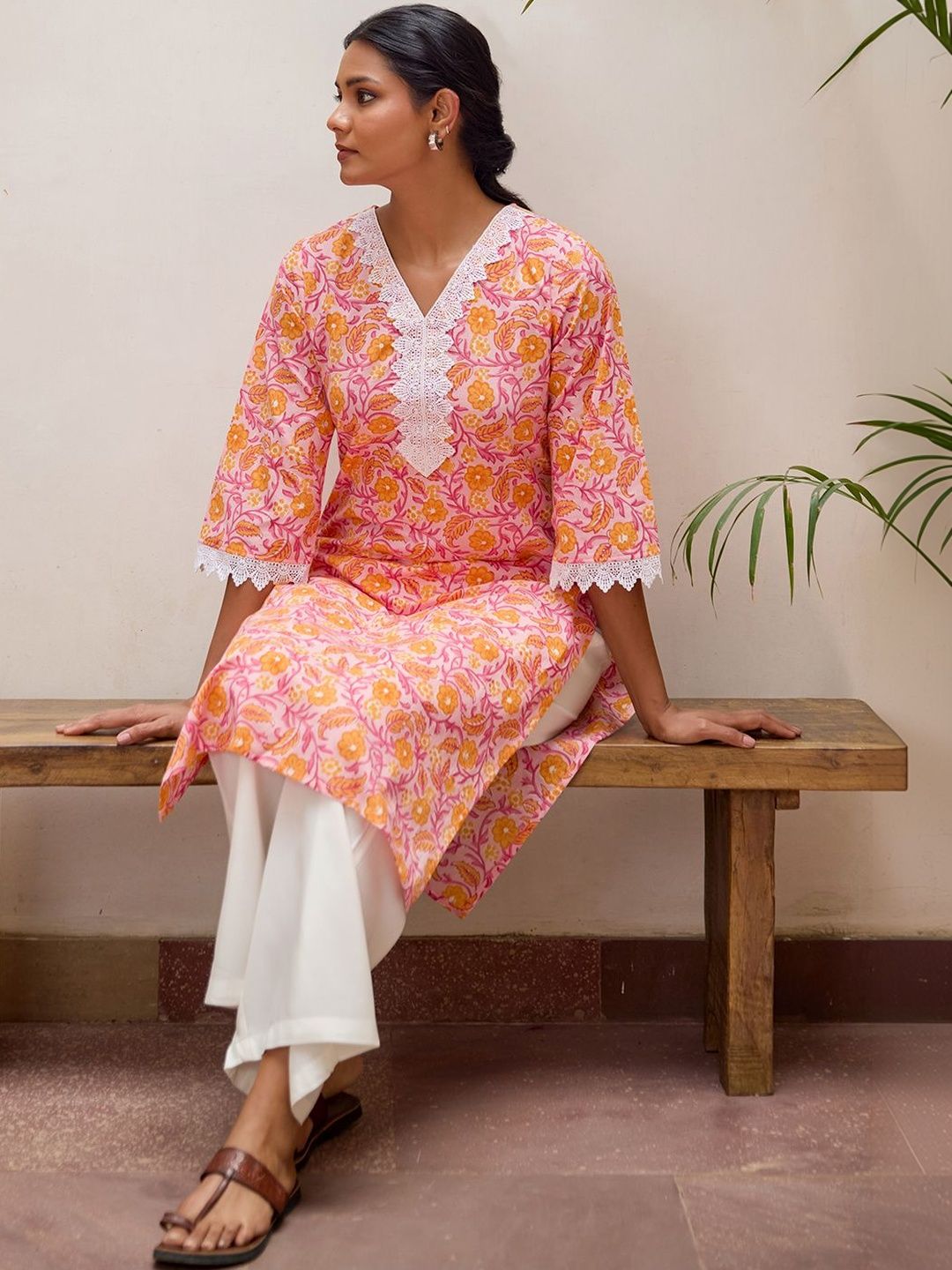 anayna Women Ethnic Motifs Printed Thread Work Kurta