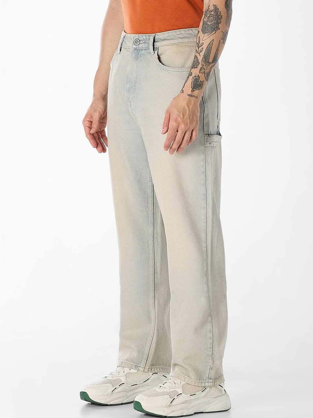 Wide Leg Low-Rise Light Fade Jeans