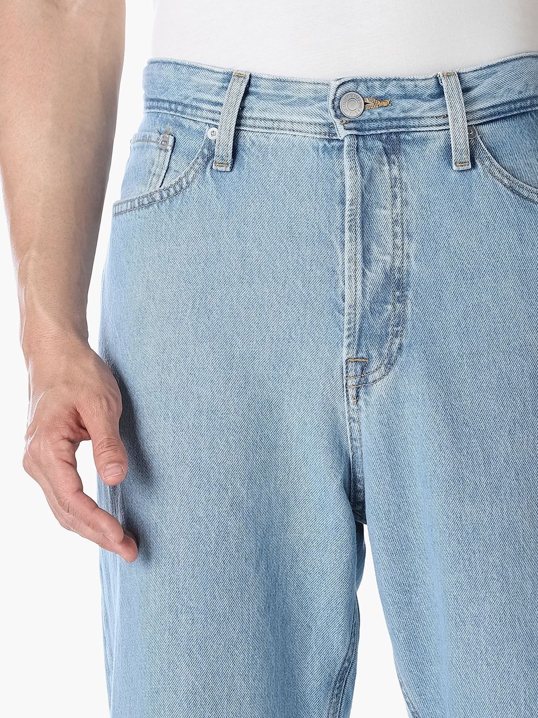 Wide Leg Low-Rise Light Fade Jeans