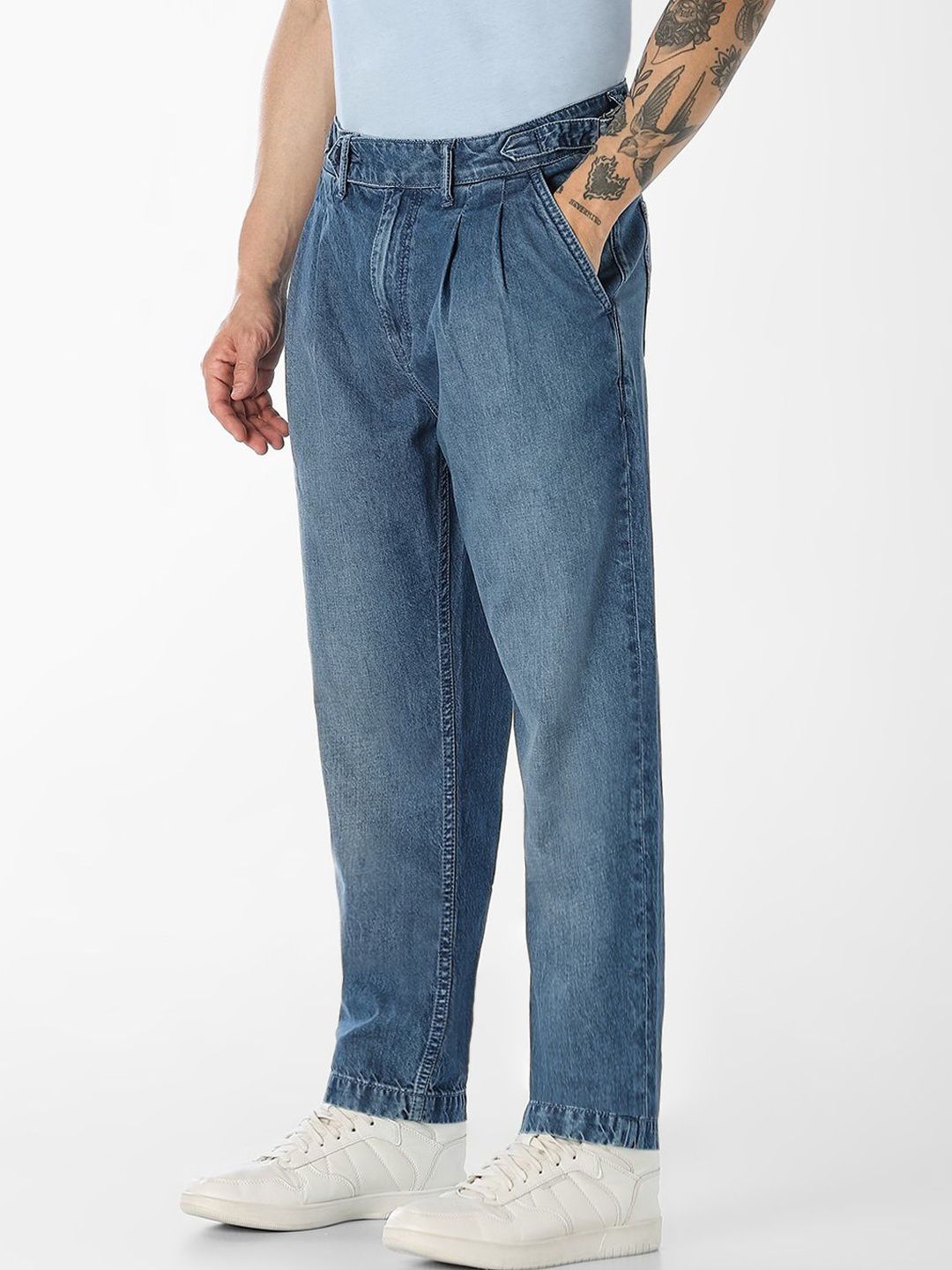Slim Fit Mid-Rise Light Fade Cotton Jeans
