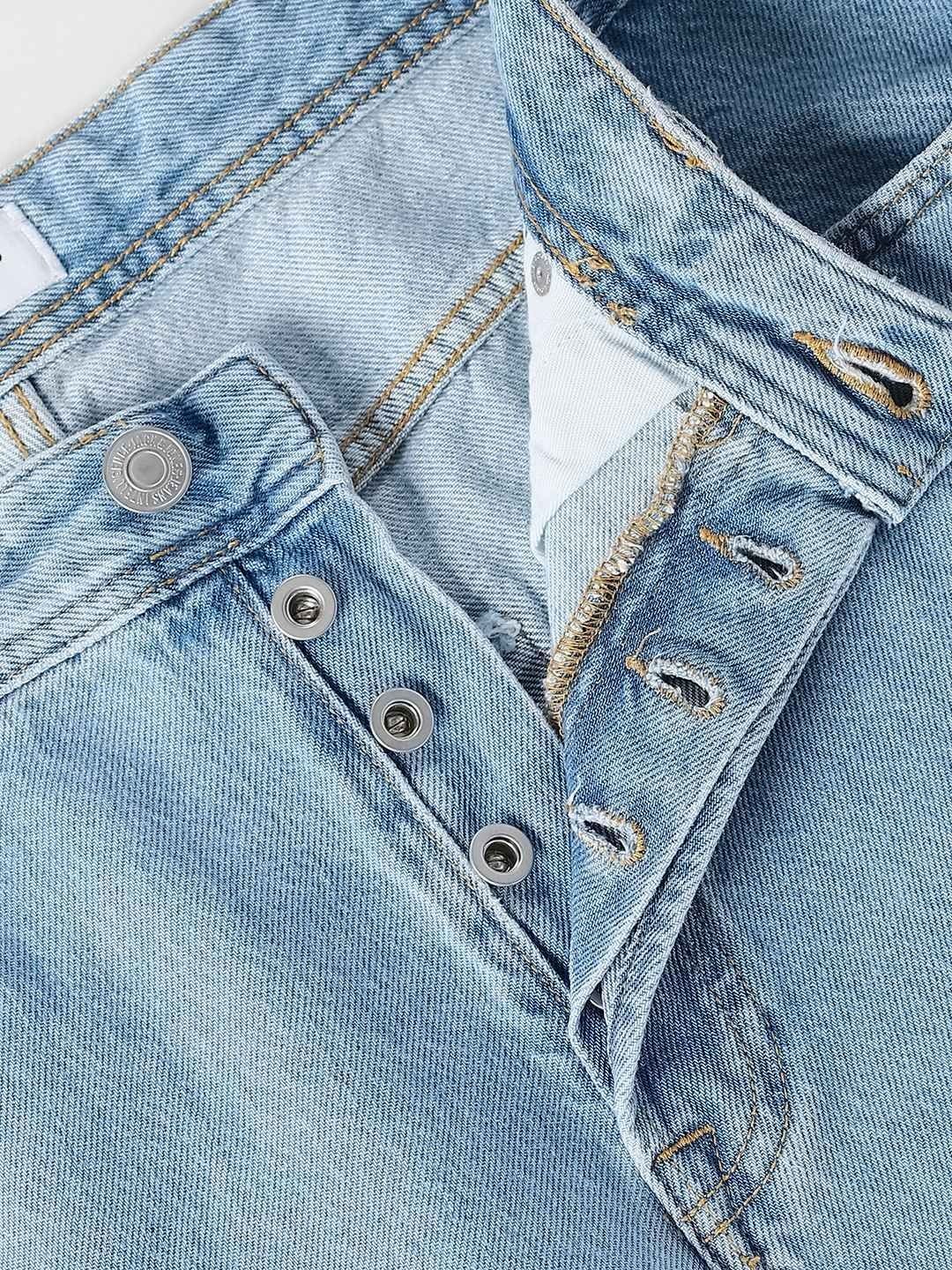 Wide Leg Low-Rise Light Fade Jeans