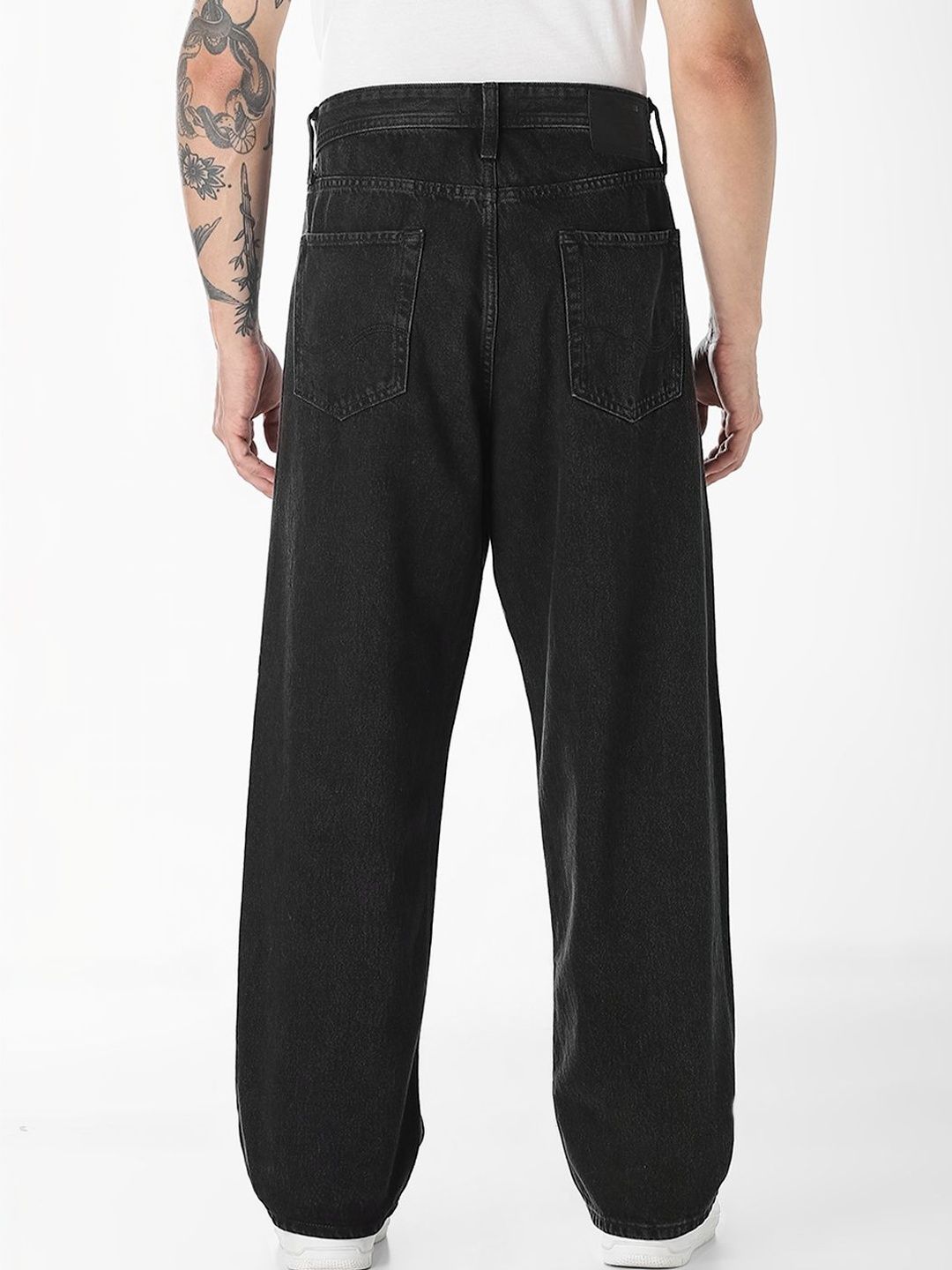 Wide Leg Low-Rise Jeans
