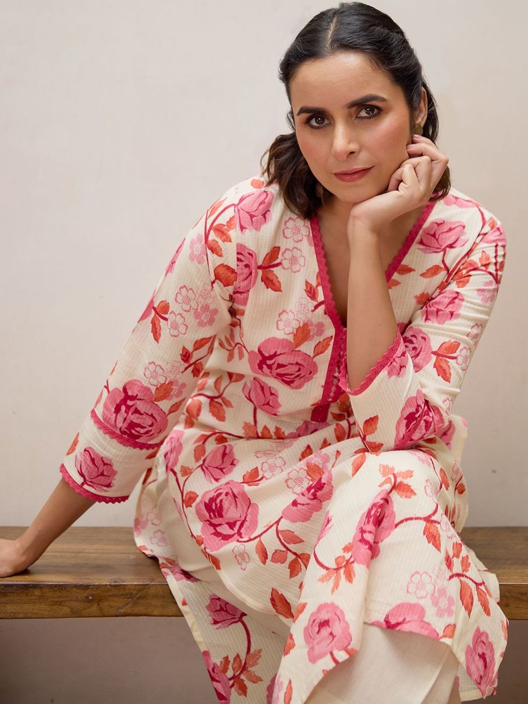 anayna Women Floral Printed Kurta