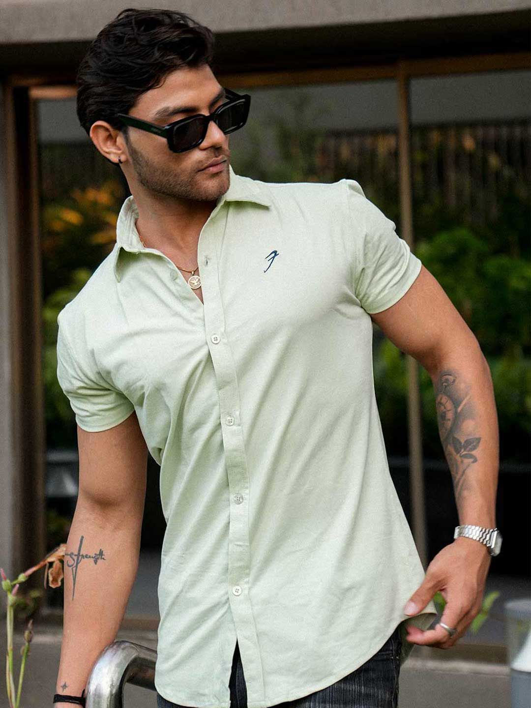 FUAARK Men Standard Slim Fit Casual Shirt