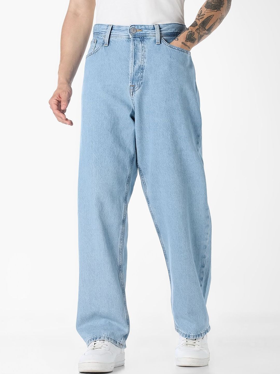 Wide Leg Low-Rise Light Fade Jeans