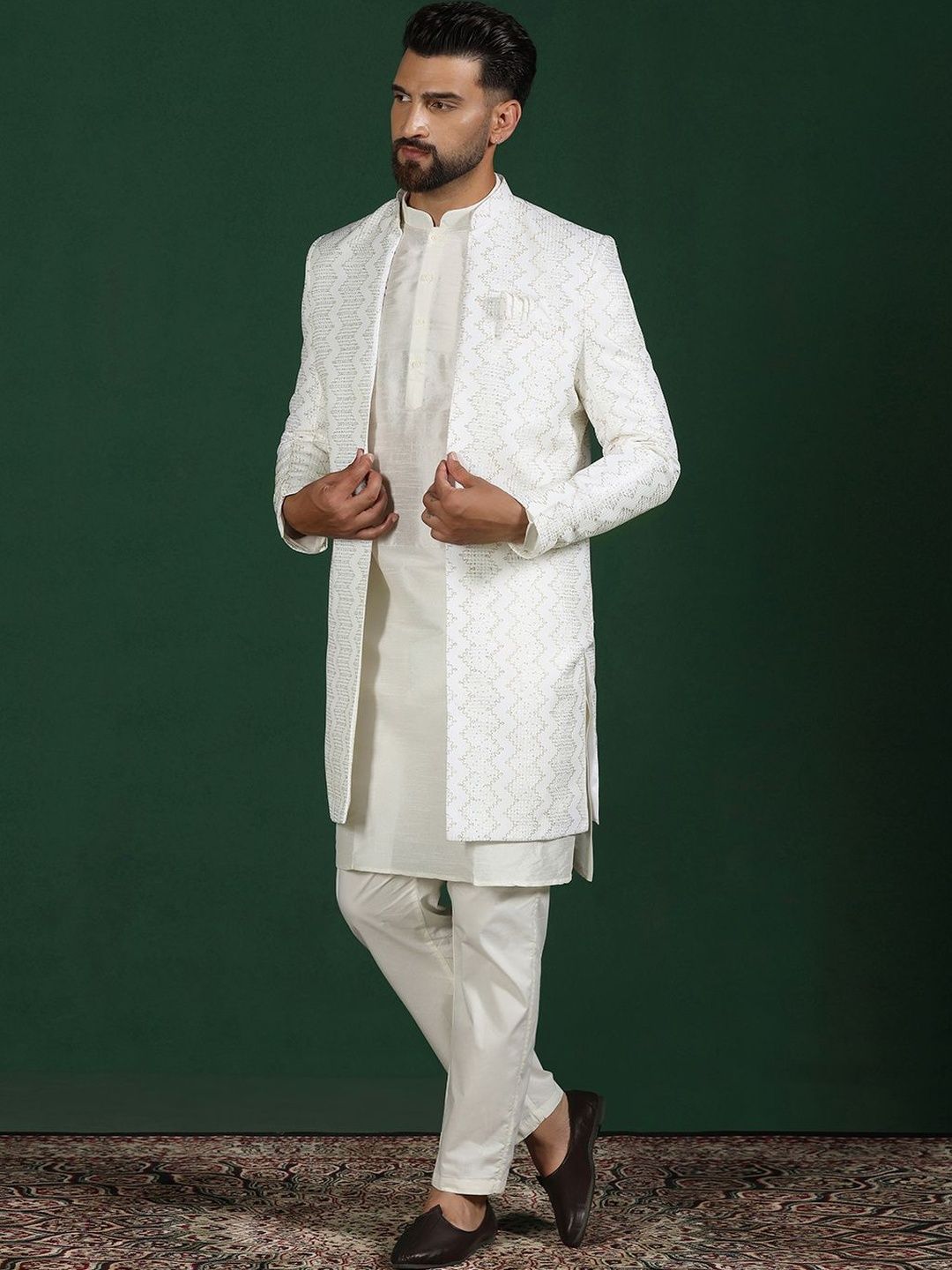 SOURAGYA Embroidered Mandarin Collar Sherwani