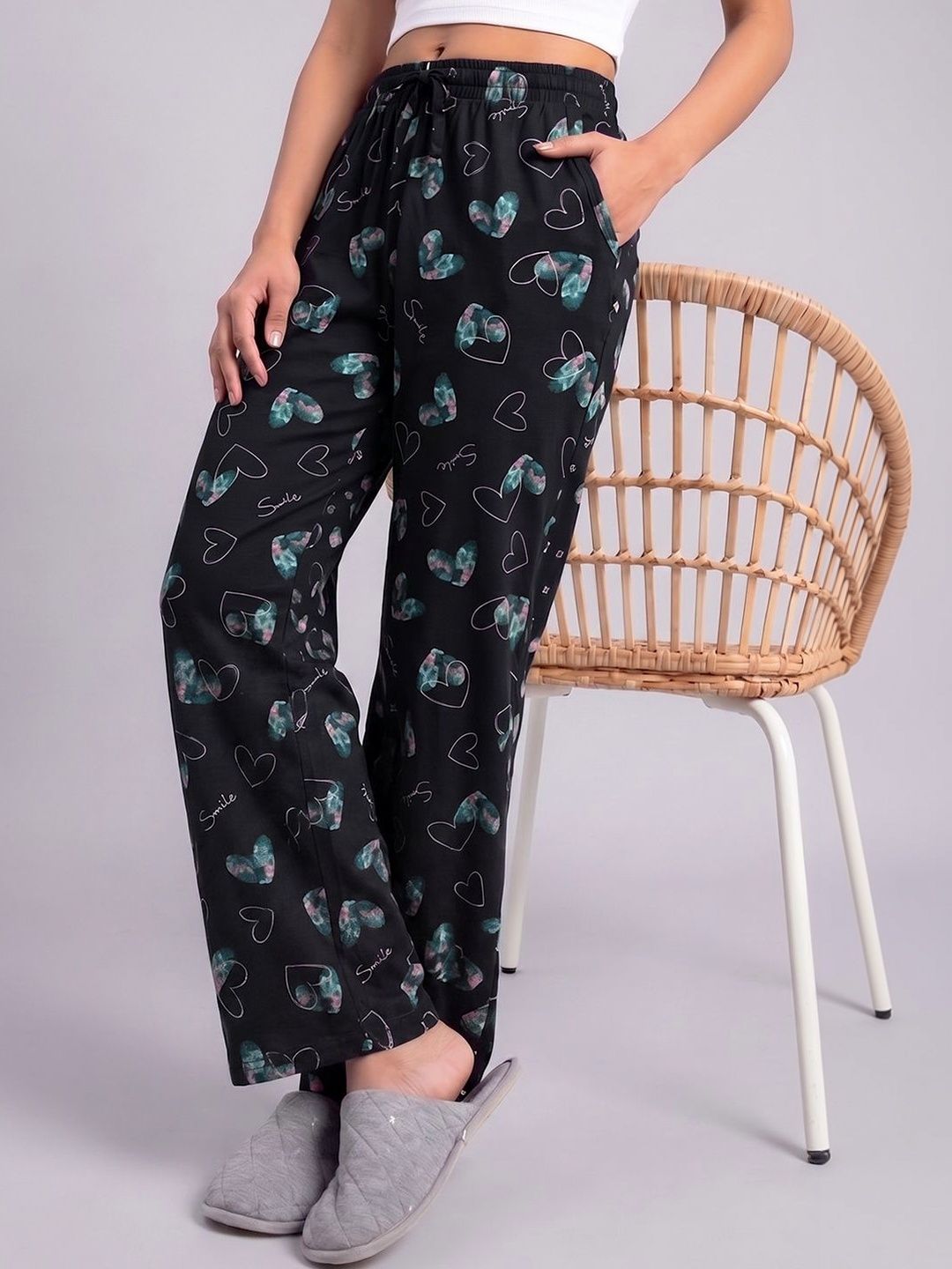 POOJA RAGENEE Printed Mid Rise Lounge Pants