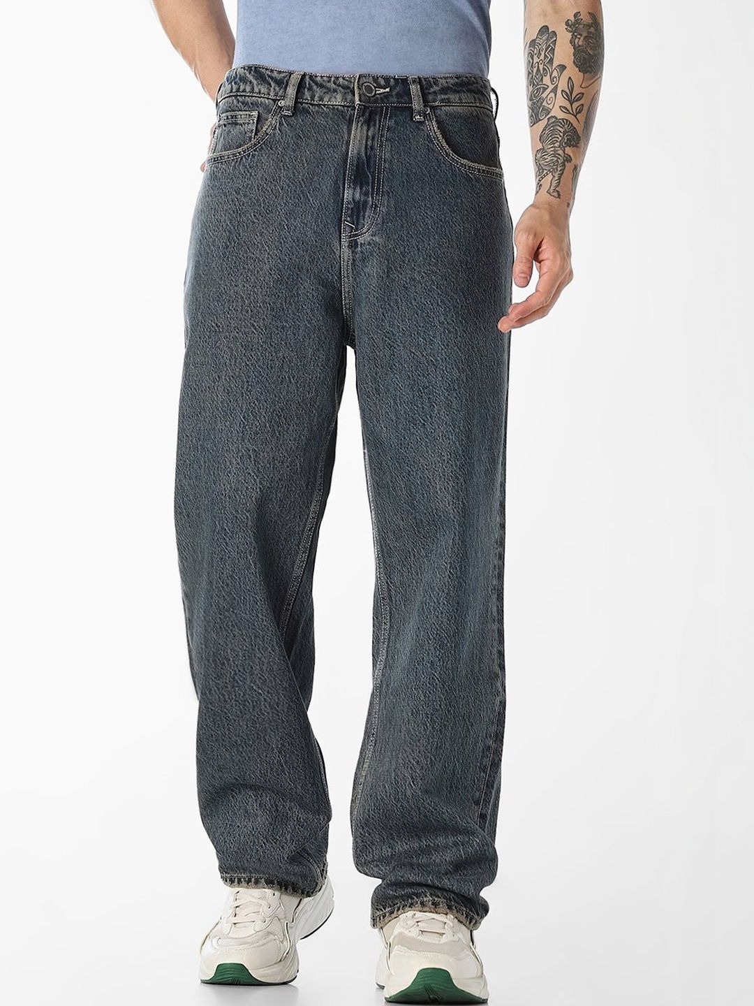 Wide Leg Low-Rise Light Fade Jeans