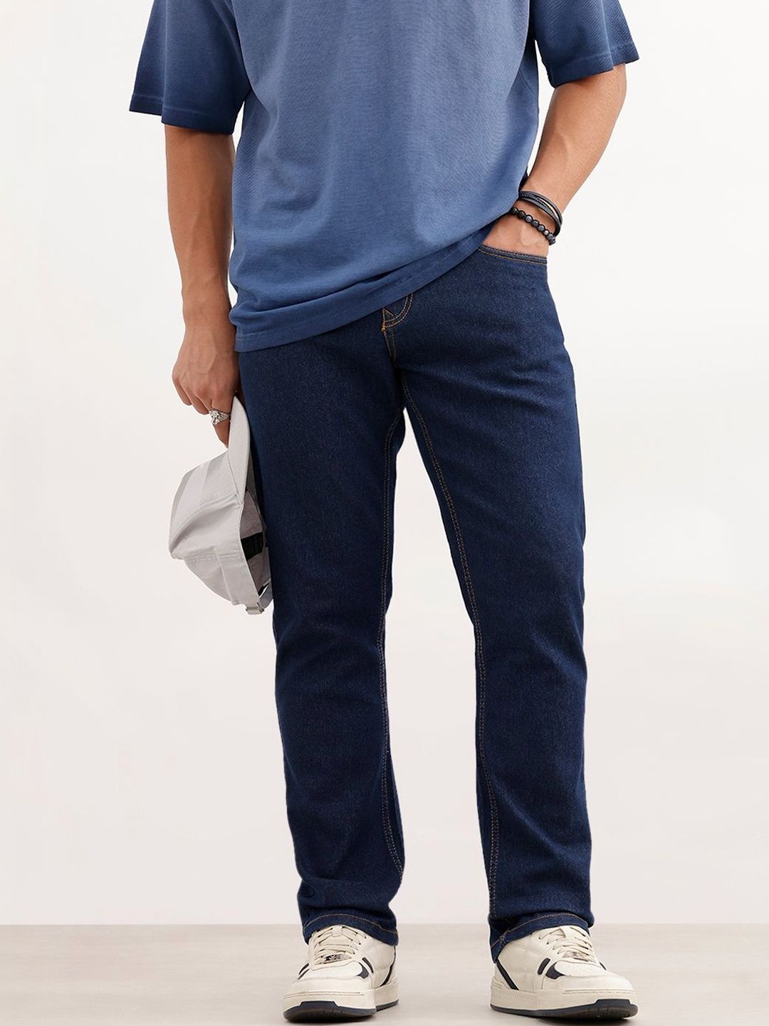 WROGN WROGN Men Slim Fit Mid-Rise Stretchable Jeans