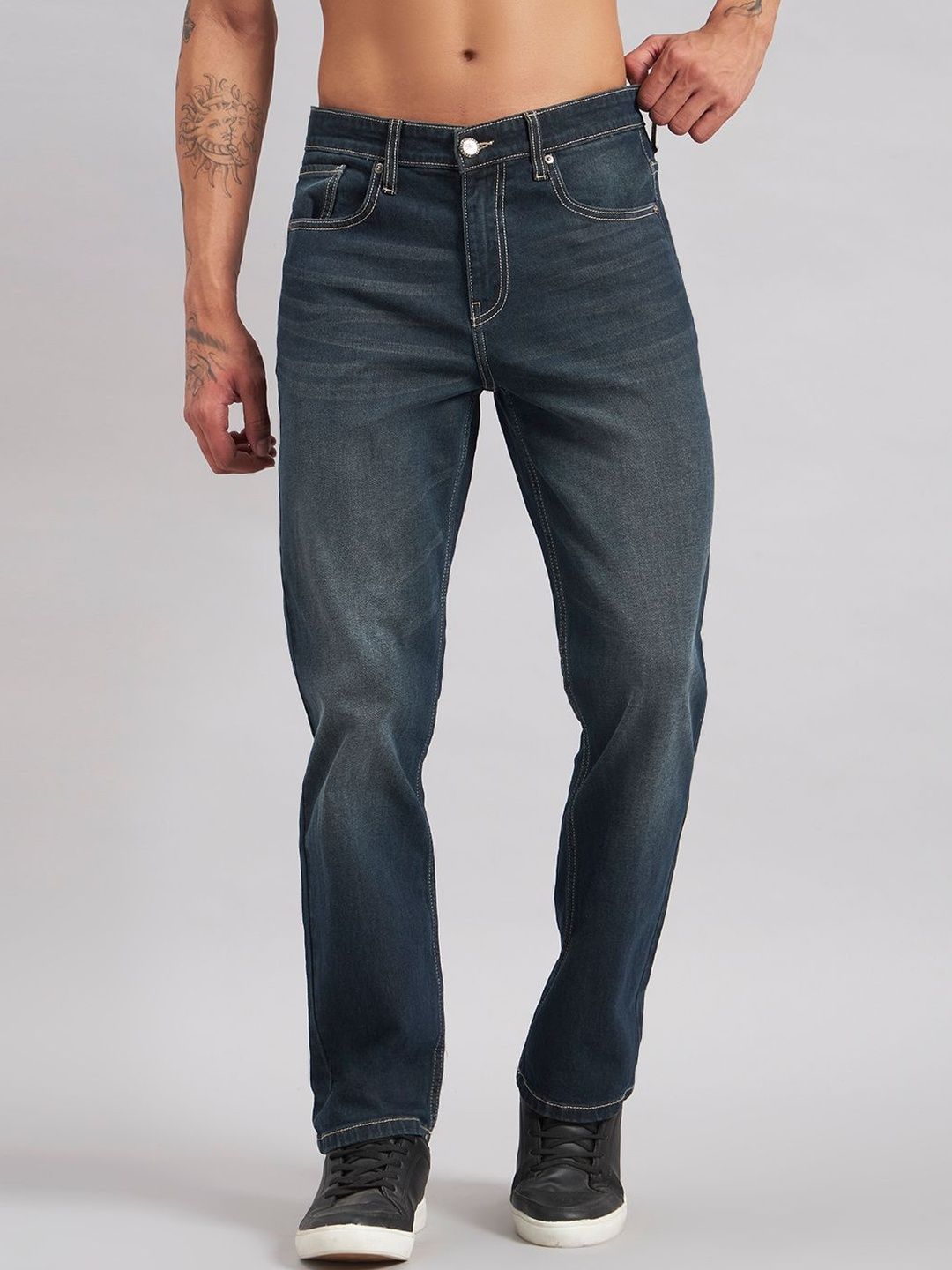 Sand Dunes Men Jean Straight Fit Mid-Rise Light Fade Jeans