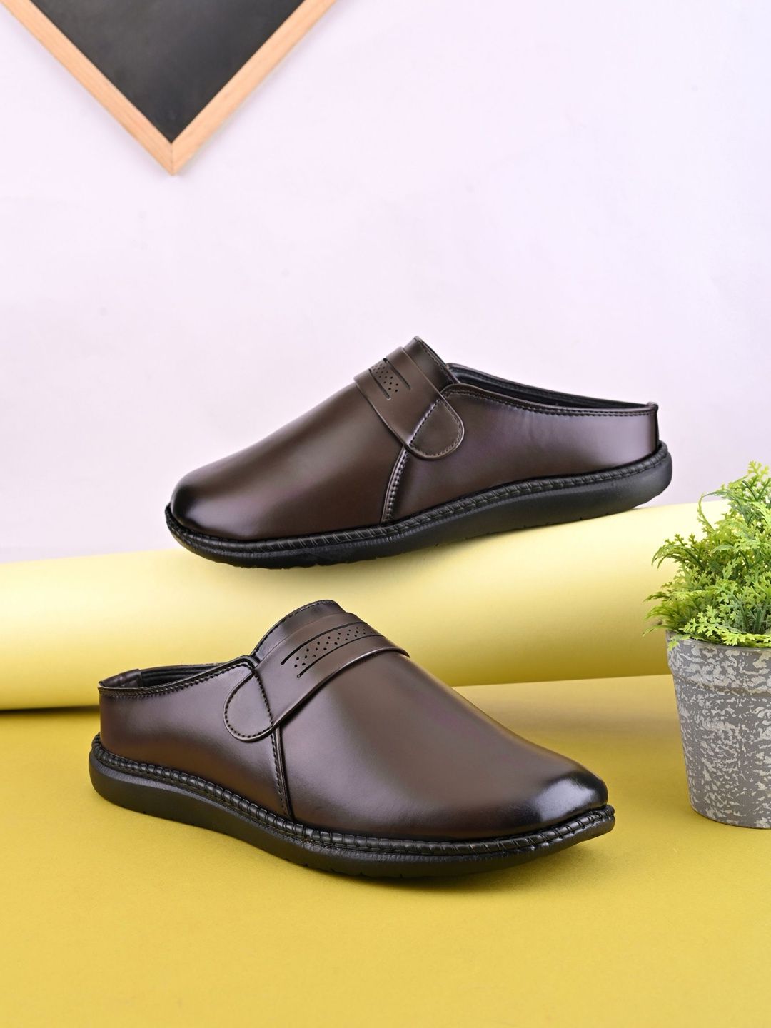 Anouk Men Comfort Sandals