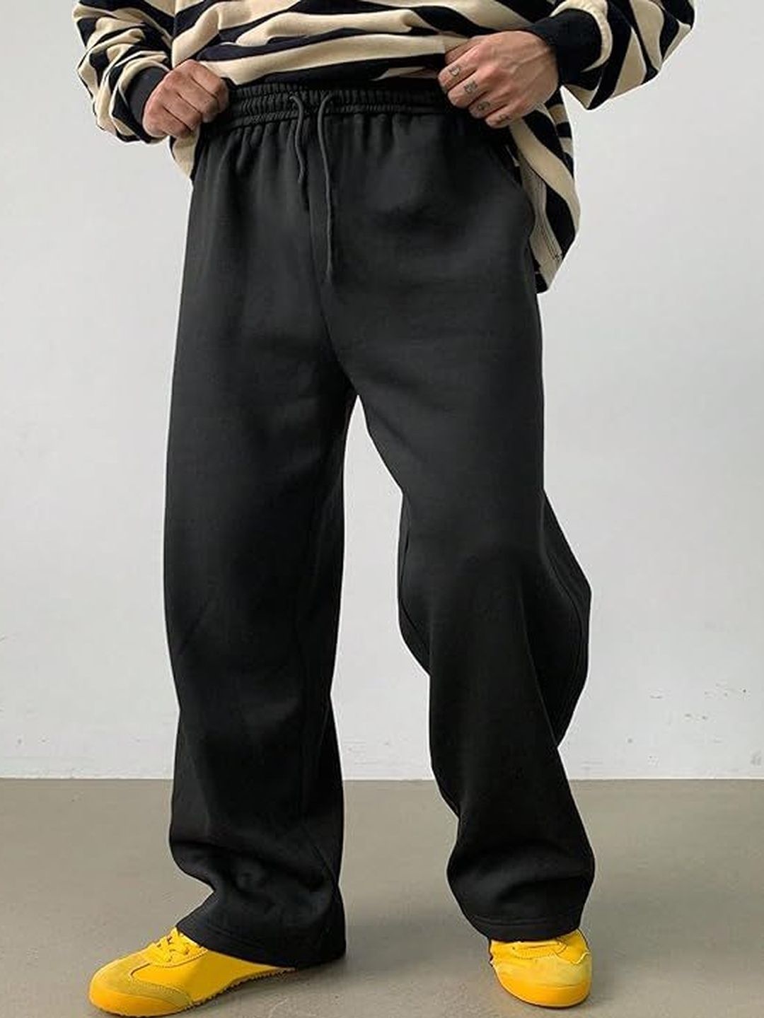 Netclick Men Loose Fit High-Rise Trousers