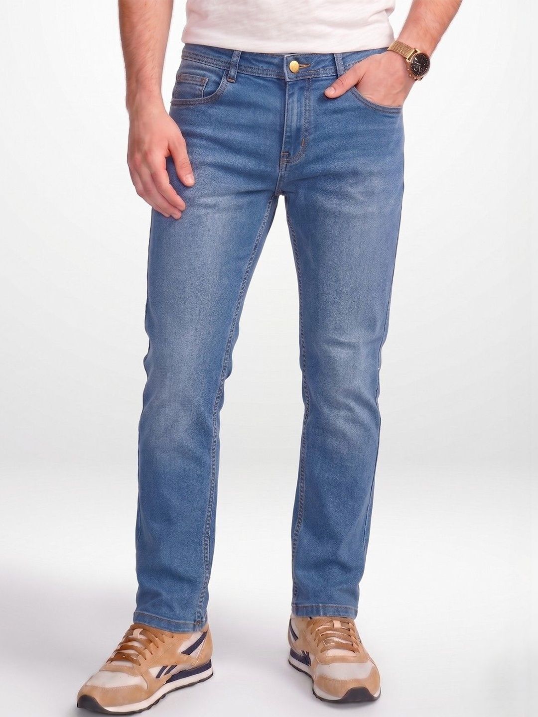 Roadster Men Slim Fit Mid-Rise Light Fade Stretchable Jeans