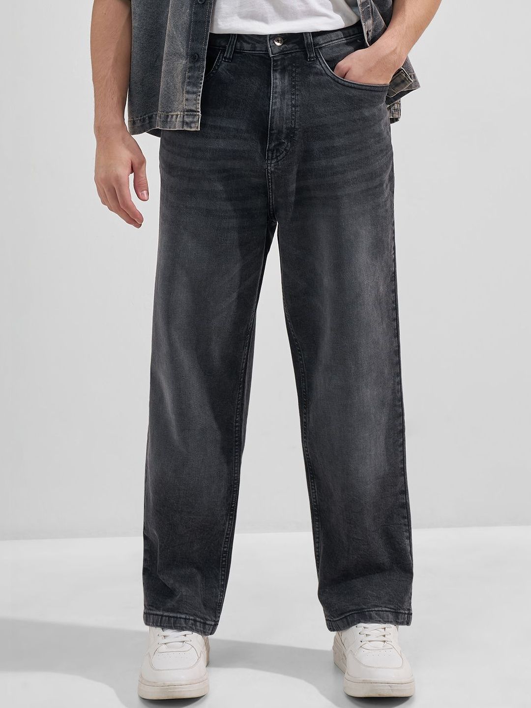 HIGHLANDER Men Bootcut Mid-Rise Light Fade Stretchable Cotton Jeans