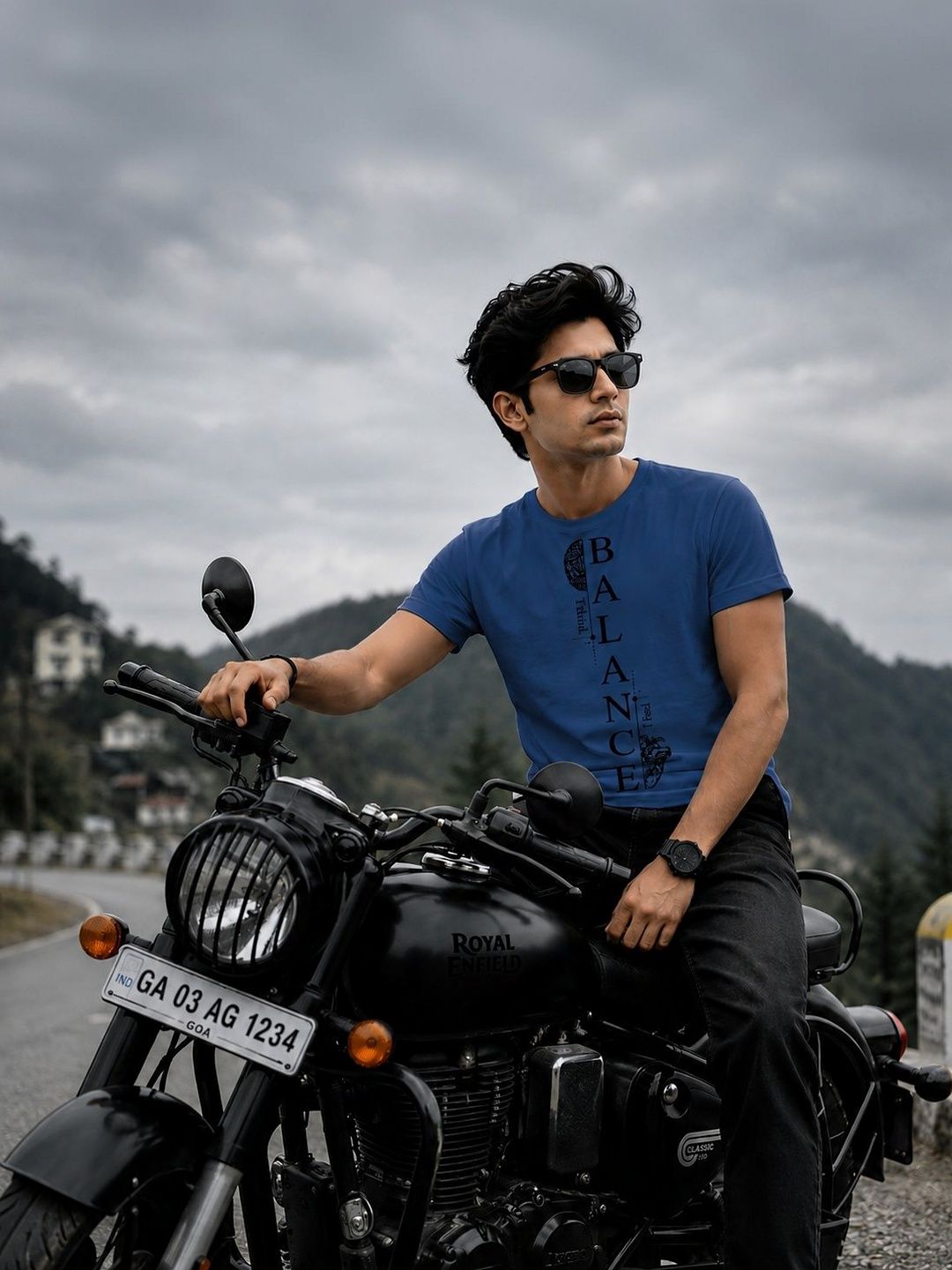 Y TULSI Men Typography Printed T-shirt