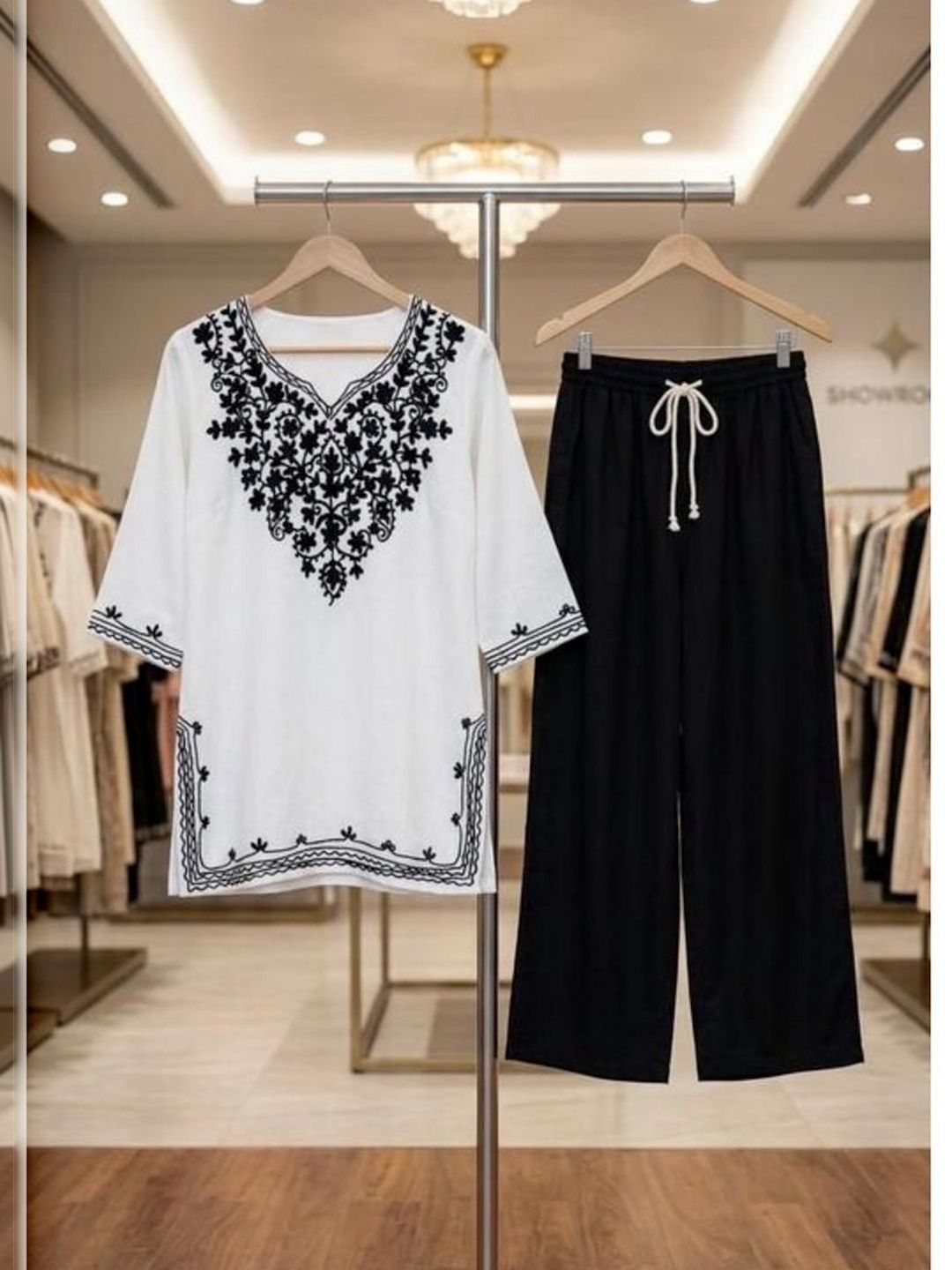 ILMA CREATION Women Ethnic Motifs Embroidered Regular Thread Work Kurti with Palazzos