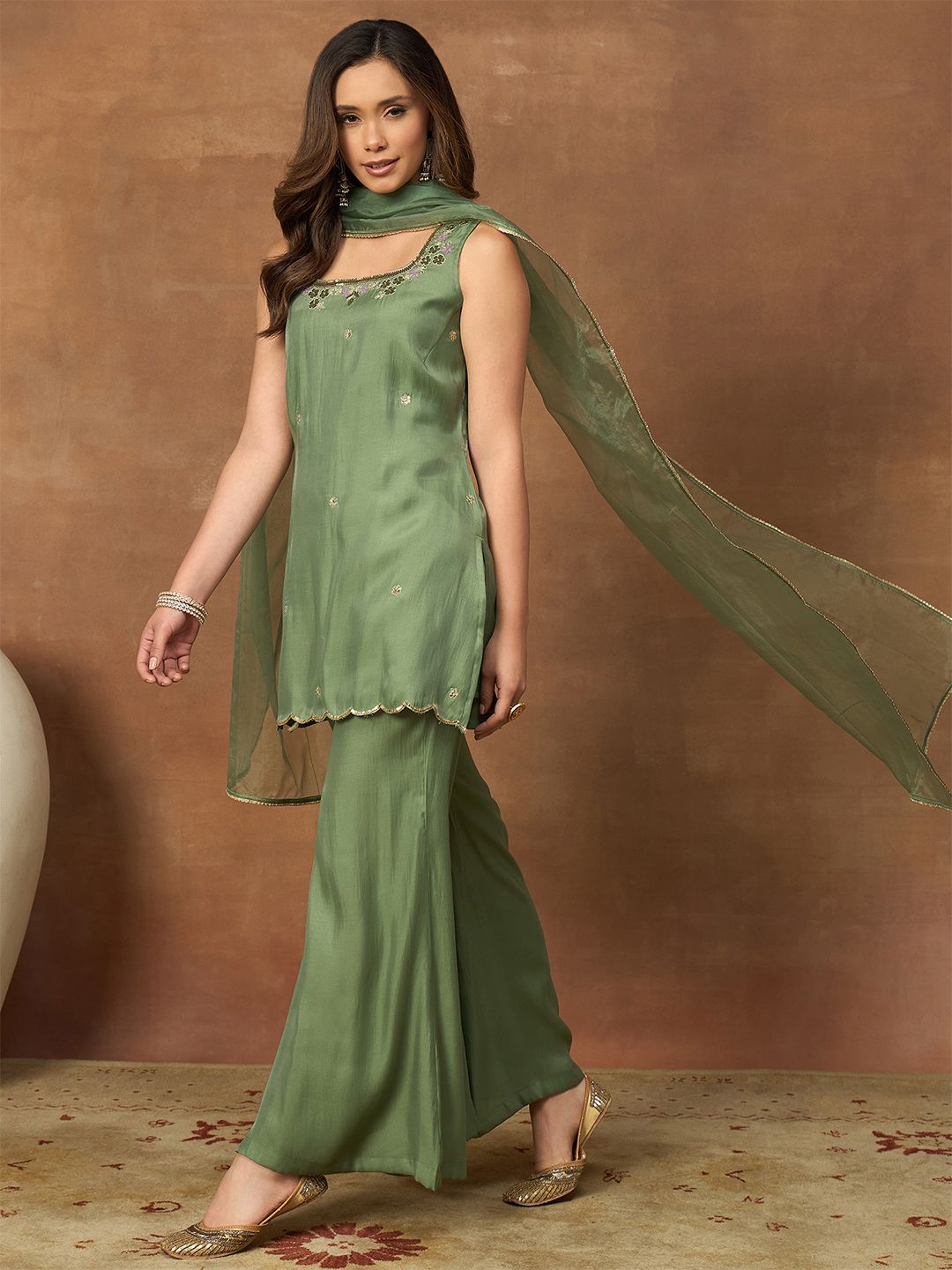 Women Embroidered Kurta with Palazzos With Dupatta Inddus Women Ethnic Motifs Embroidered Regular Thread Work Kurta with Palazzos & With Dupatta