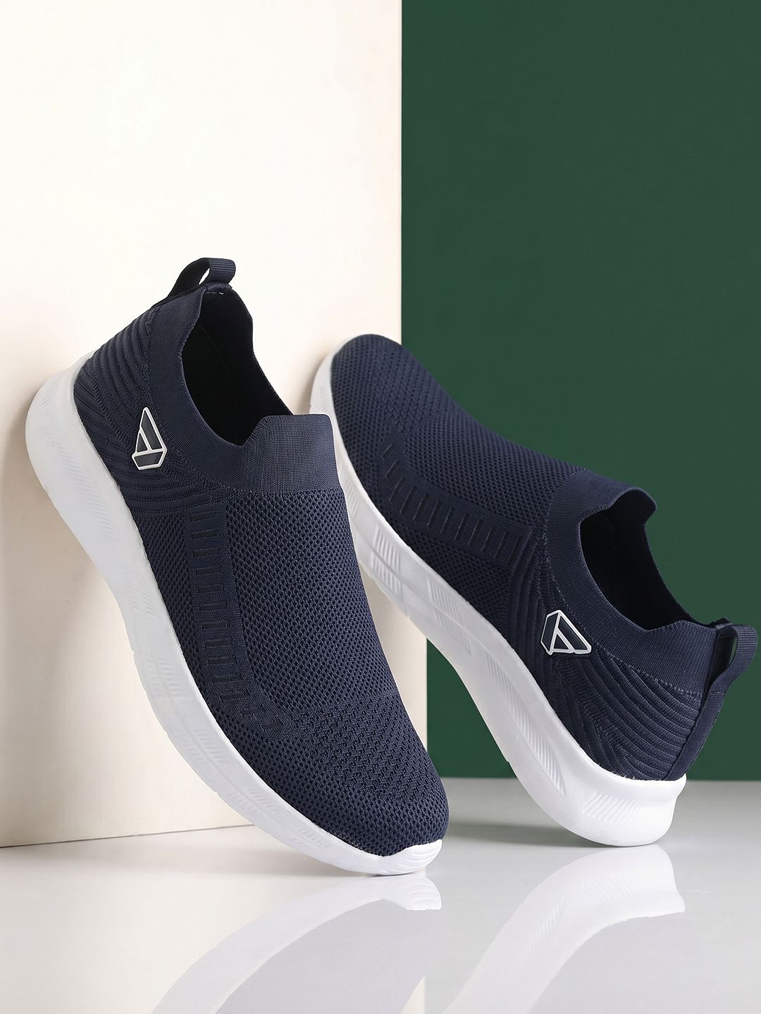 FUEL Men Mesh Walking Non-Marking Shoes