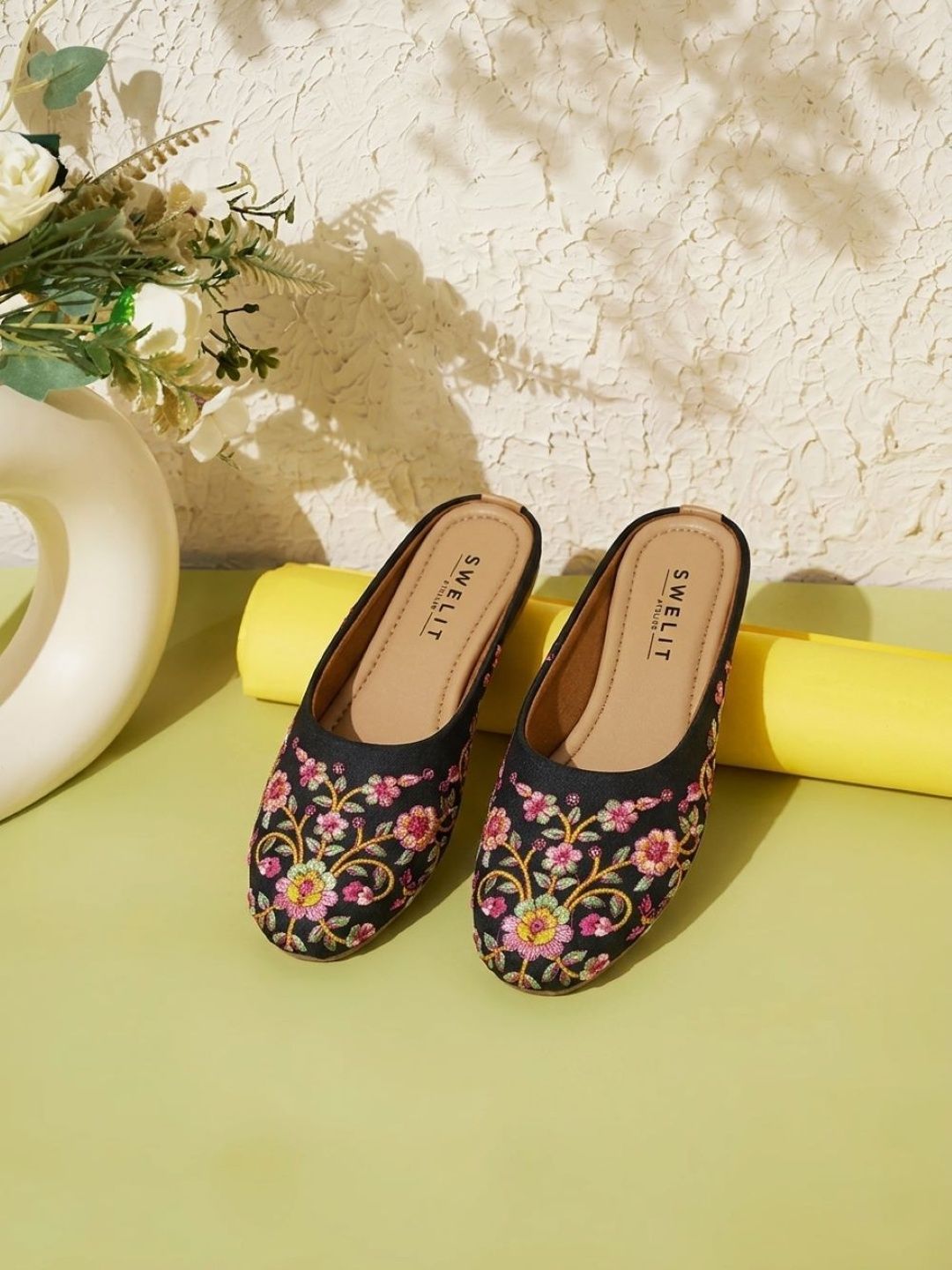 SWELIT ATELIER Woven Design Mojaris