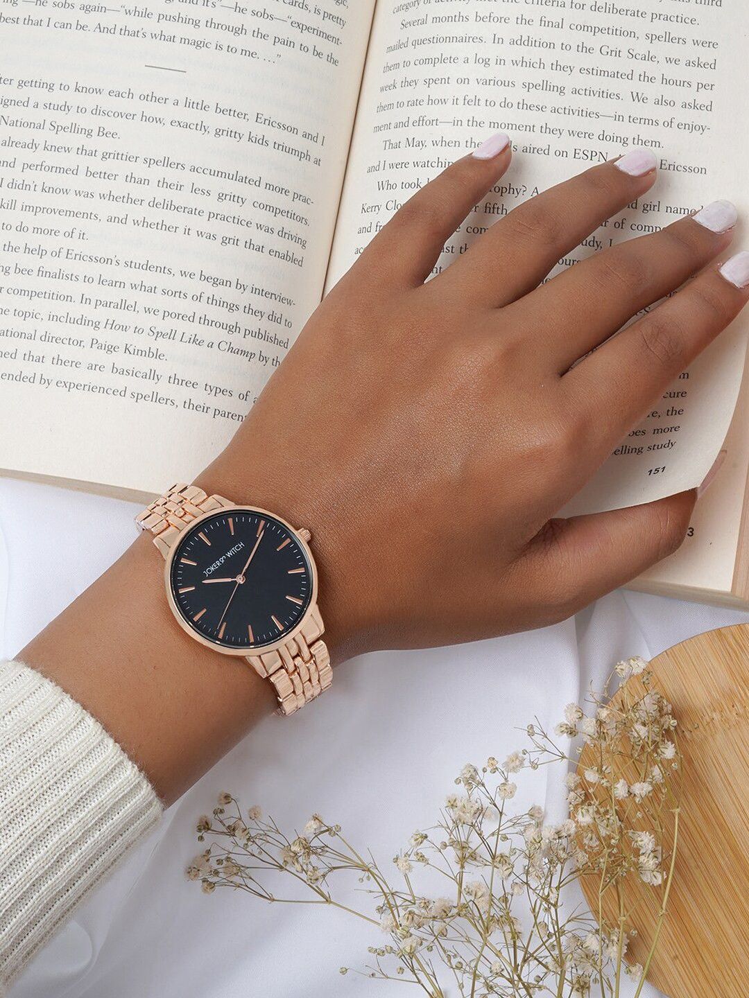 JOKER & WITCH Women Black Embellished Dial & Rose Gold Toned Straps Analogue Watch