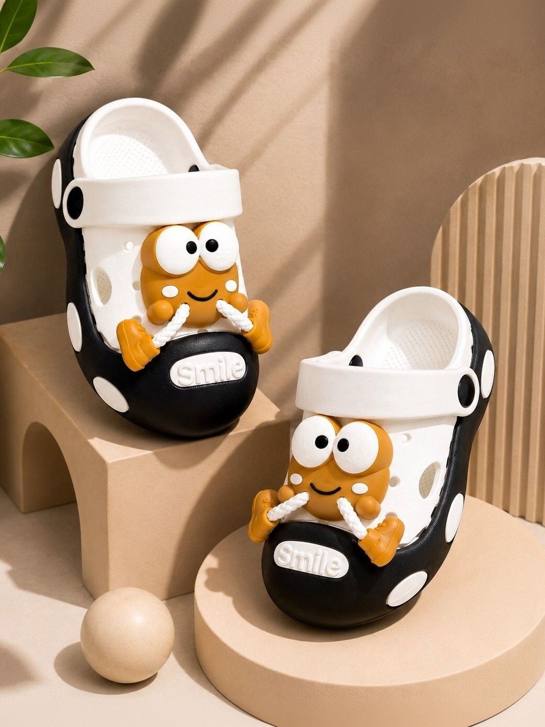 AMAEZO Unisex Kids Clogs Sandals