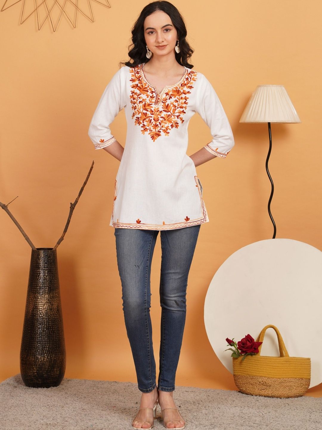 Sangria Ethnic Motifs Embroidered V-Neck Thread Work Pure Cotton Blend Thread Work Kurti
